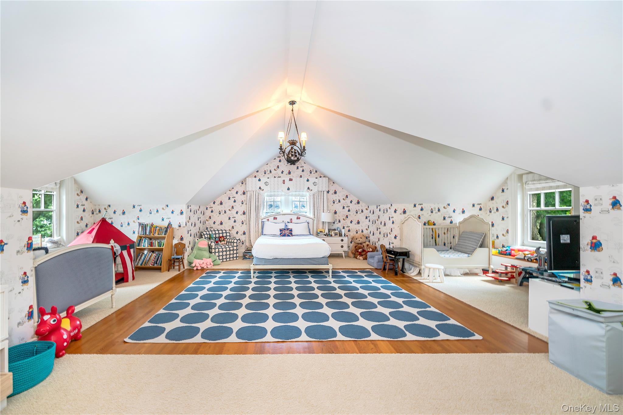 227 Dock Lane, Great Neck, NY 11024