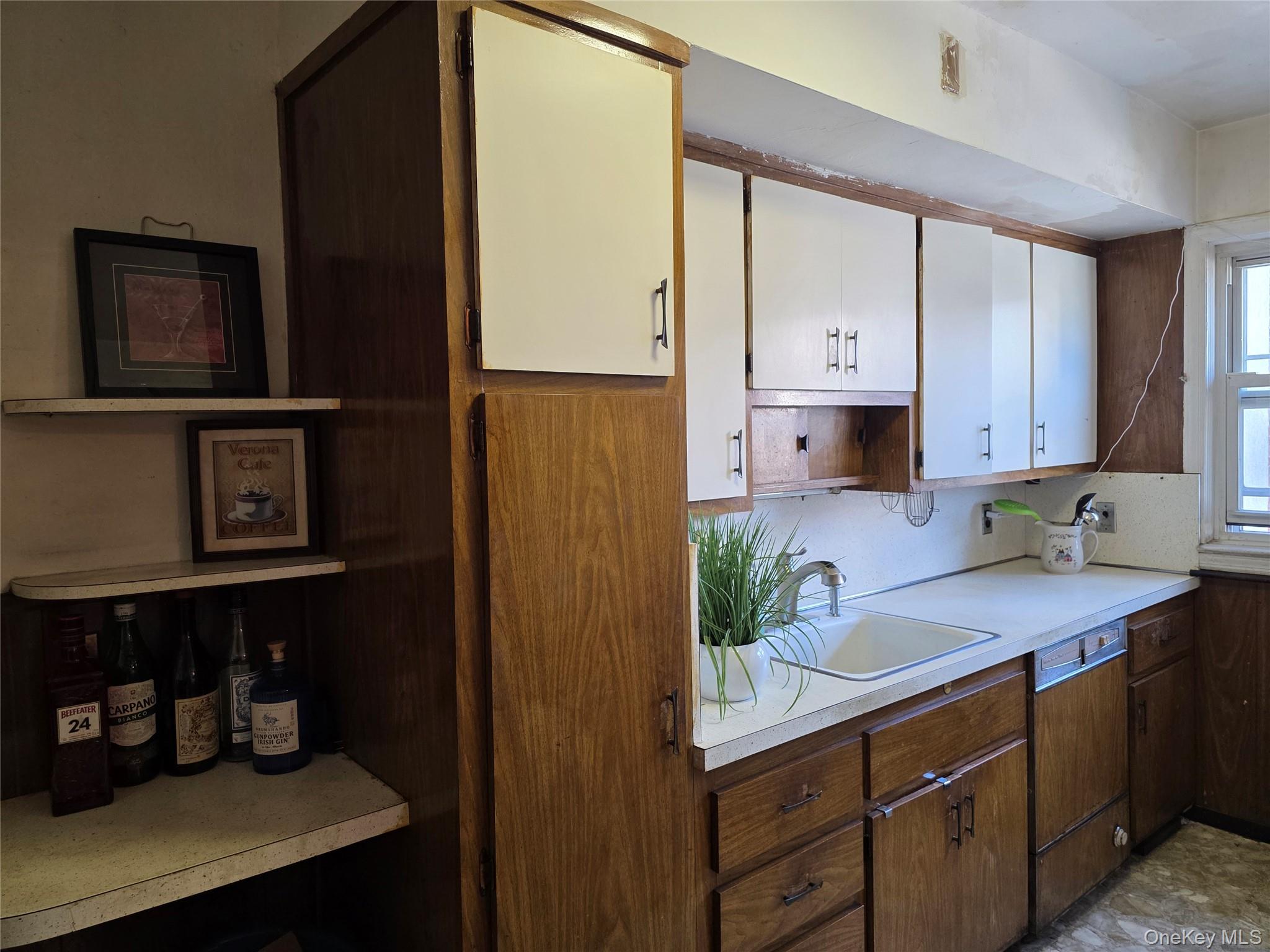 150-29 77 Road, Flushing, NY 11367