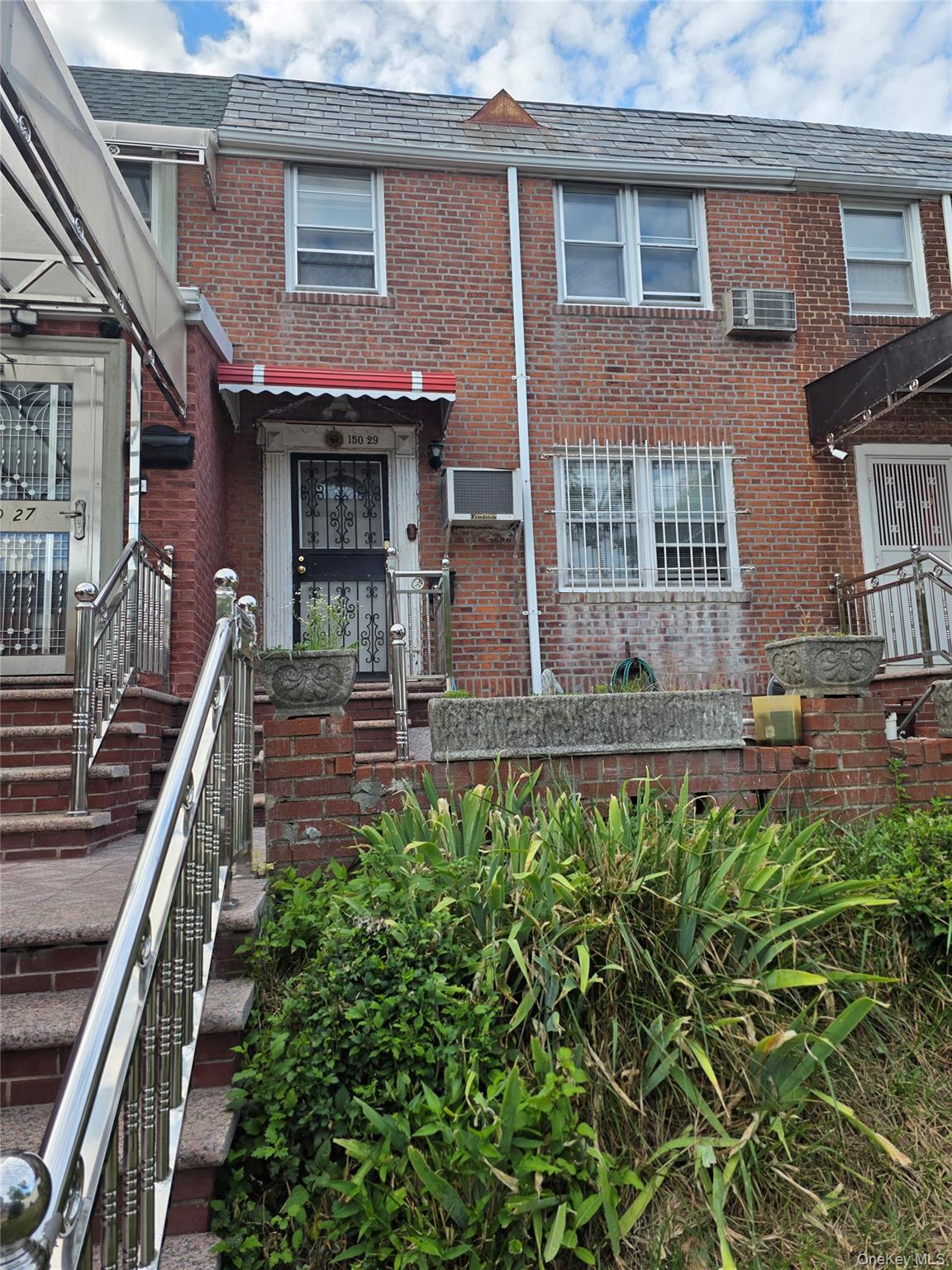 150-29 77 Road, Flushing, NY 11367