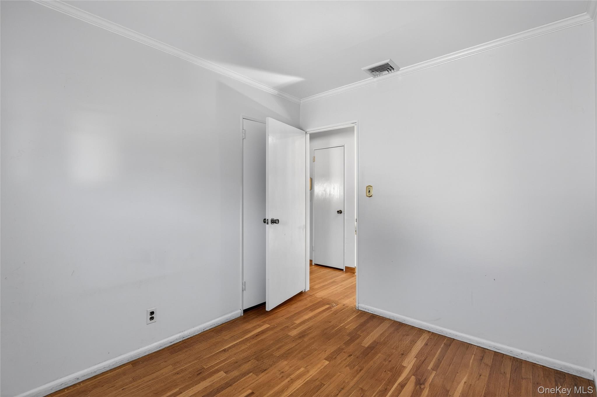 4129 Duff Place, Seaford, NY 11783