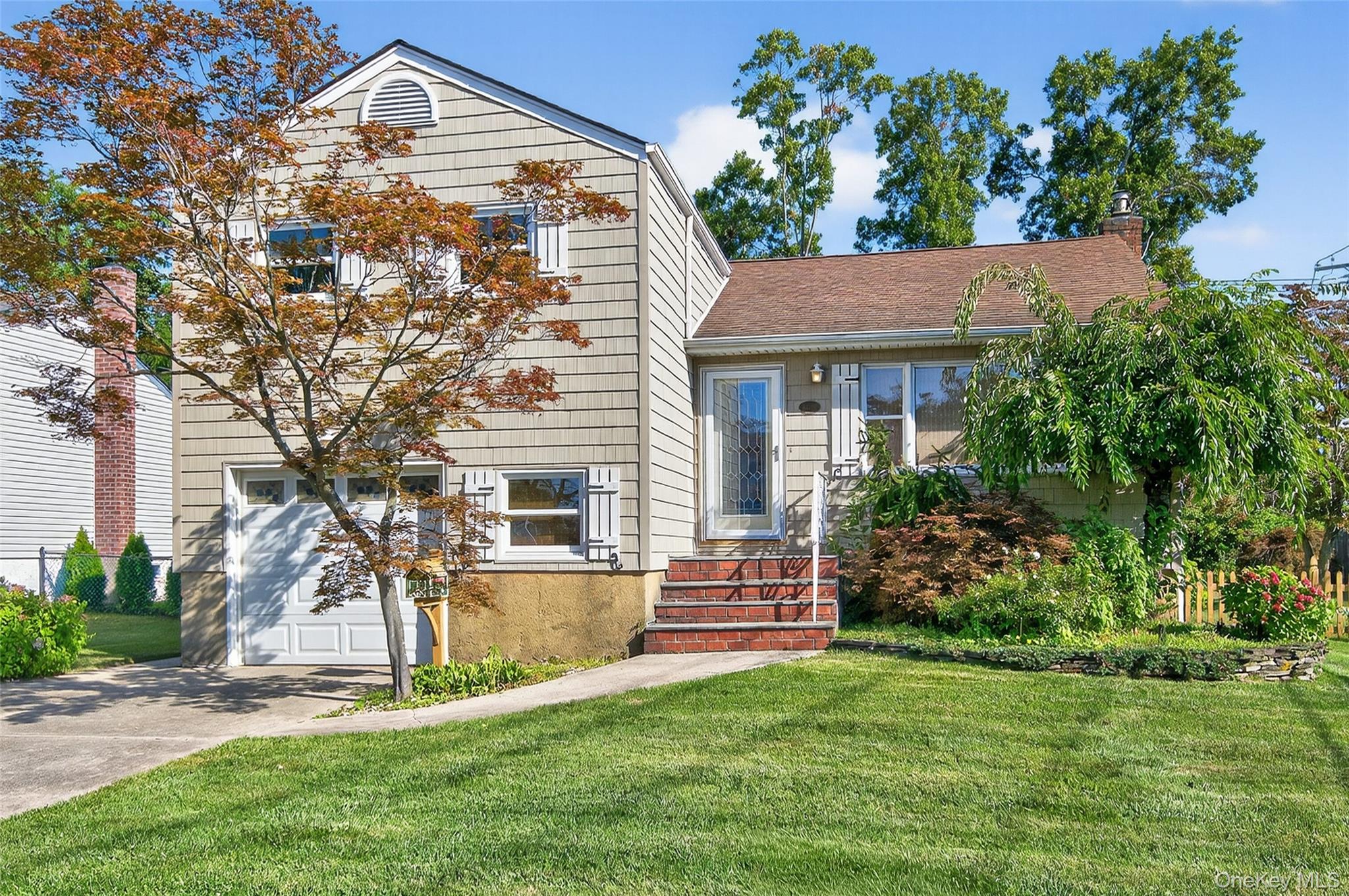 4129 Duff Place, Seaford, NY 11783