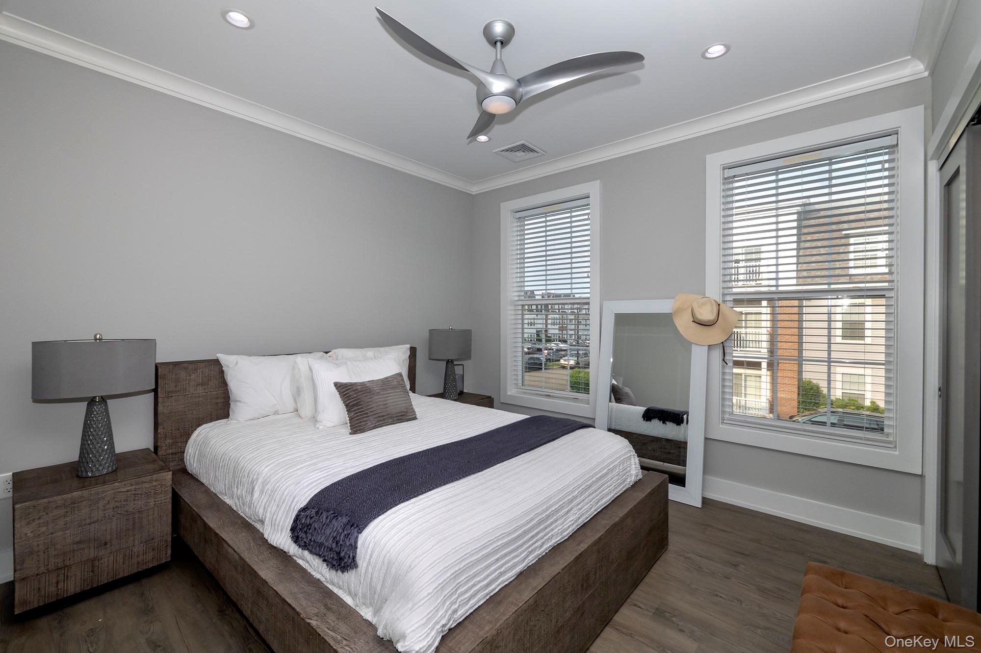 75 Circle Drive # 91-101, Central Islip, NY 11722