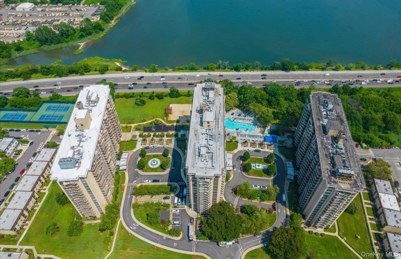 17-85 215th Street # 5B, Bayside, NY 11360