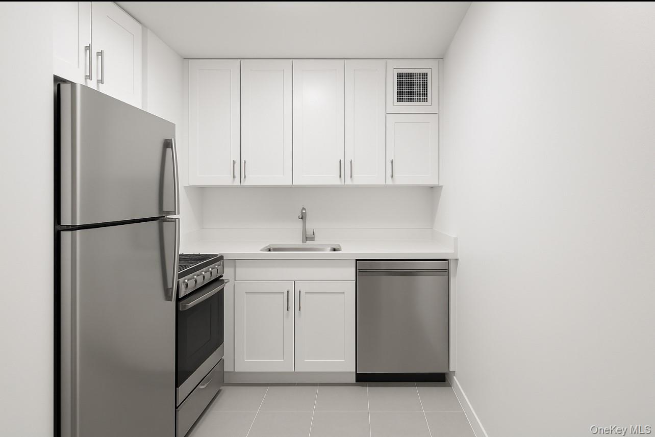 17-85 215th Street # 5B, Bayside, NY 11360