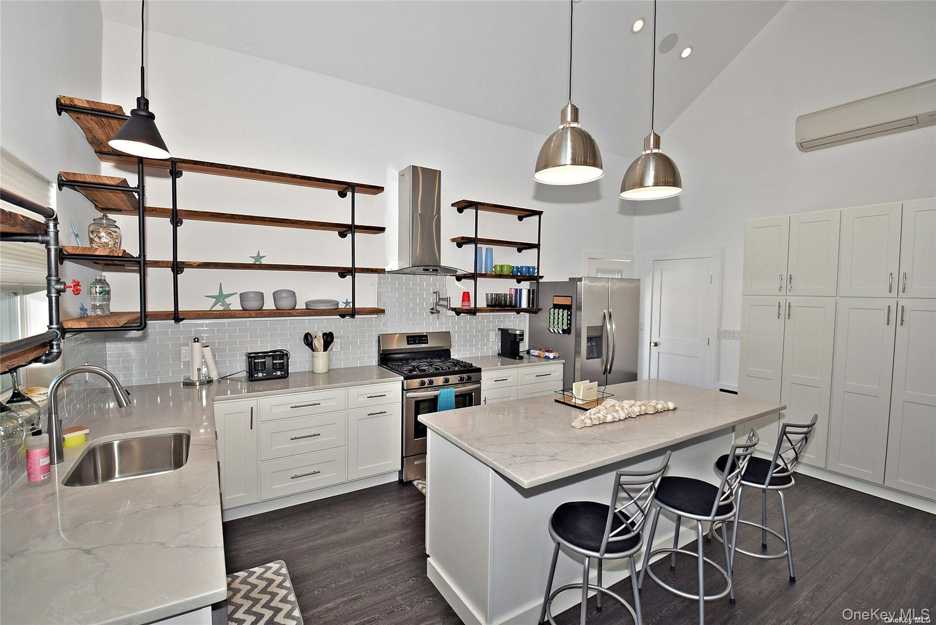 68 Daytona Street, Atlantic Beach, NY 11509