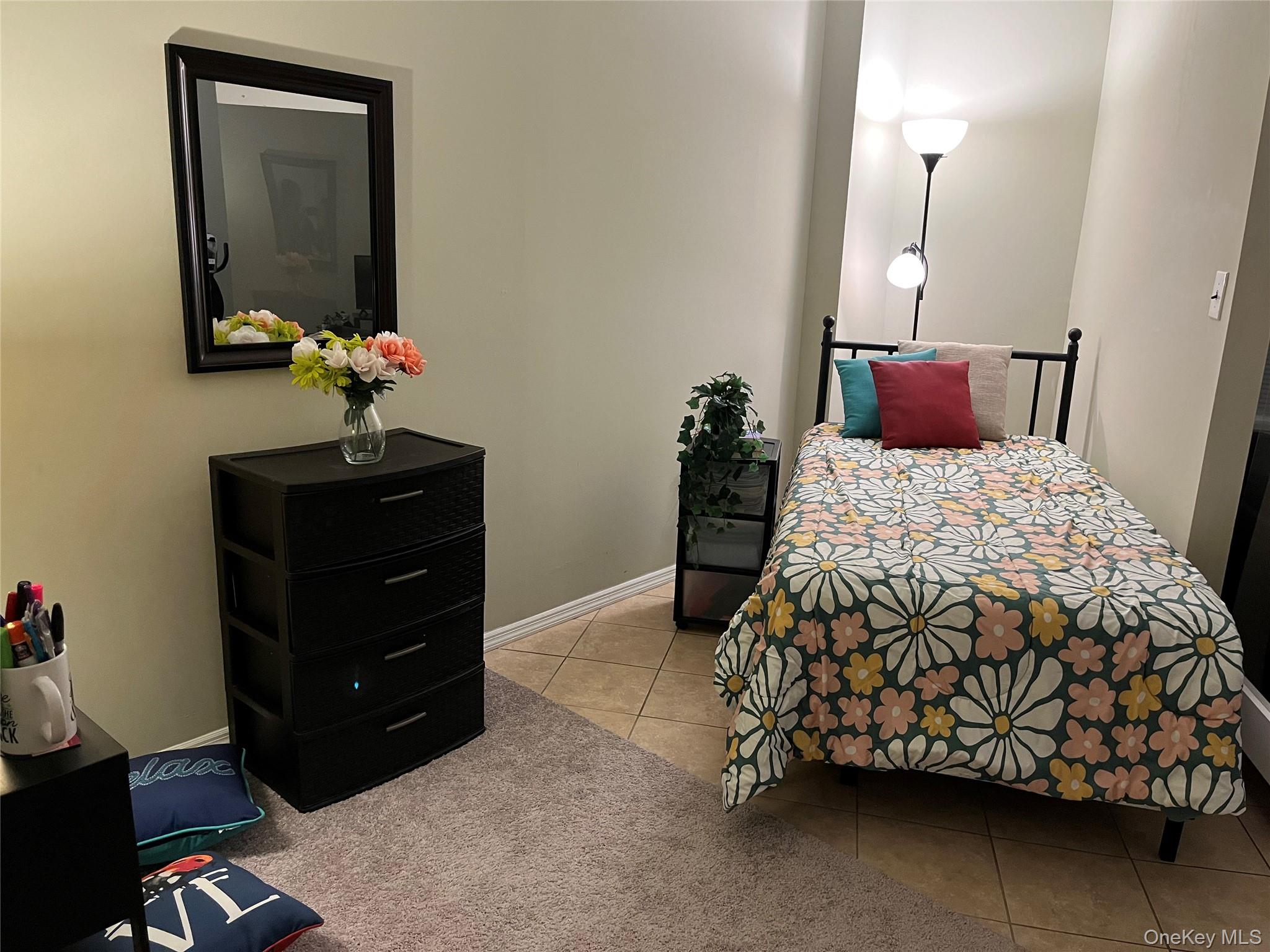 135 Post Avenue # 5O, Westbury, NY 11590