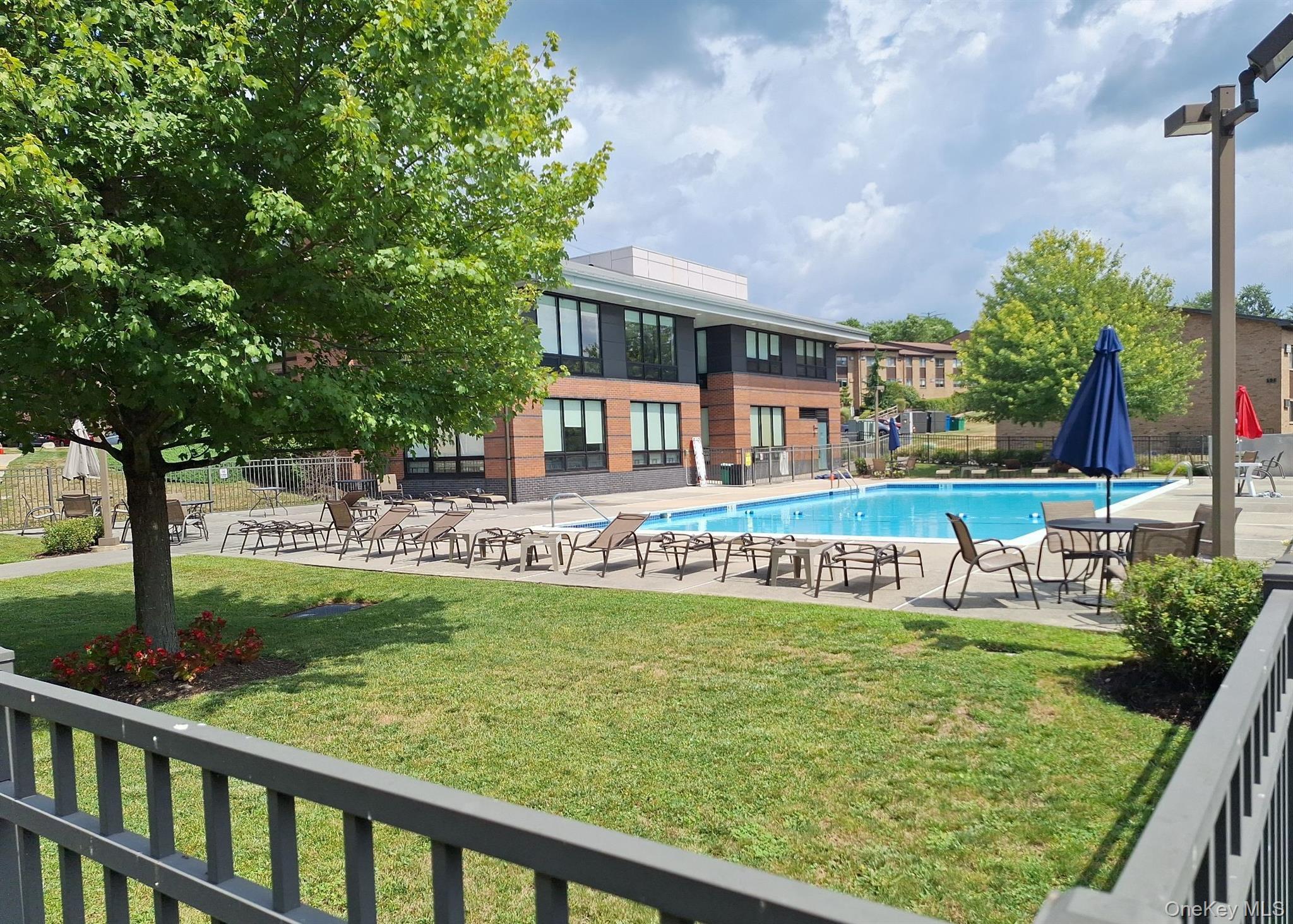 3 Charles Lane # 2F, Pomona, NY 10970