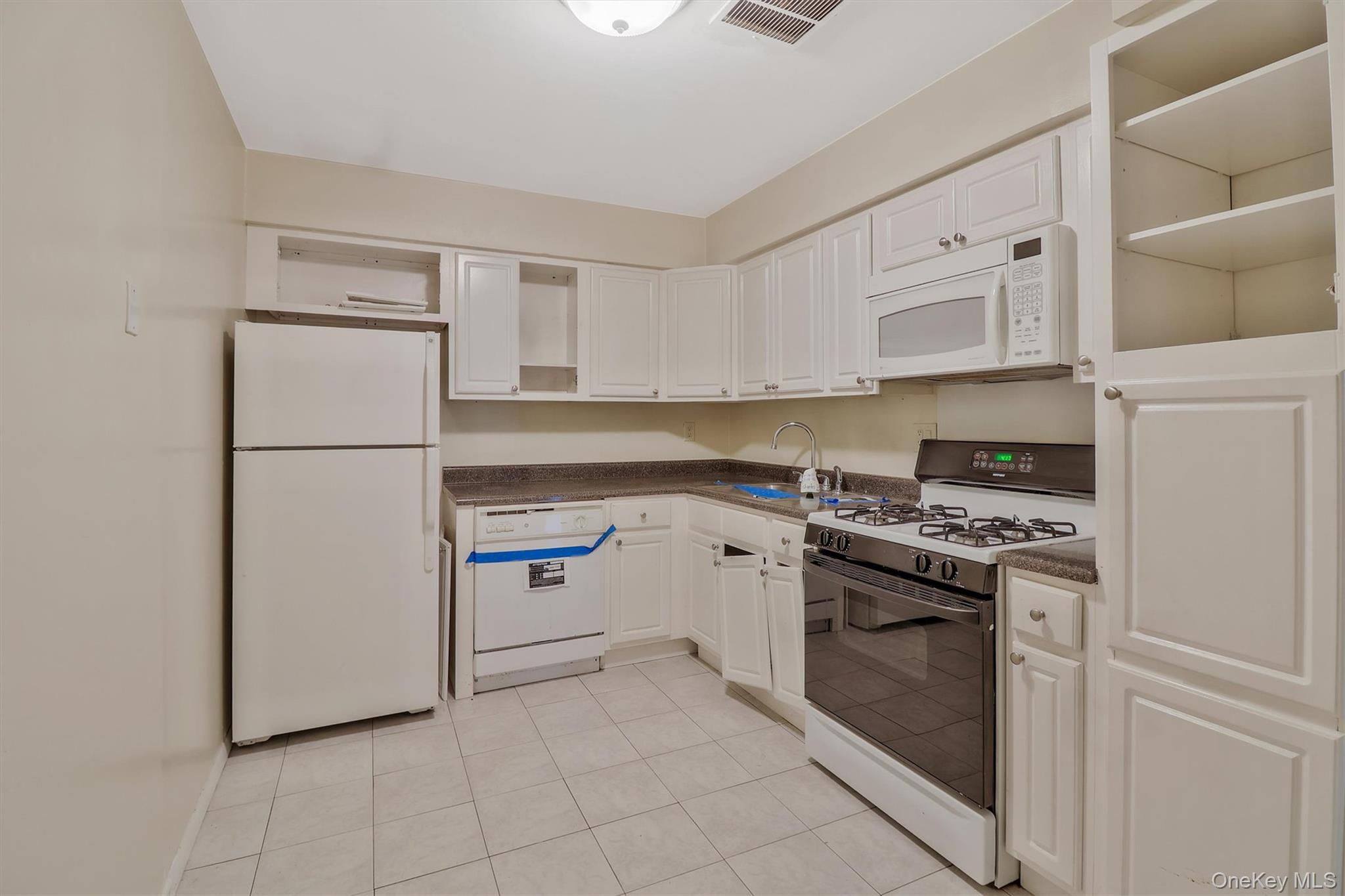 3 Charles Lane # 2F, Pomona, NY 10970