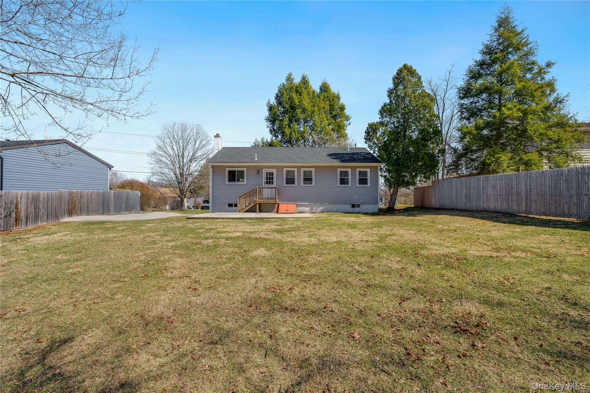 34 Pine Echo Drive, Poughkeepsie, NY 12601