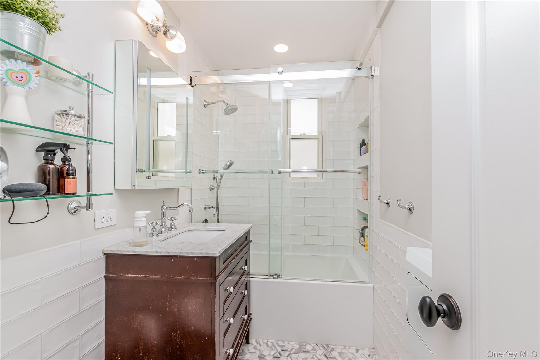 3210 Arlington Avenue # 2J, Bronx, NY 10463