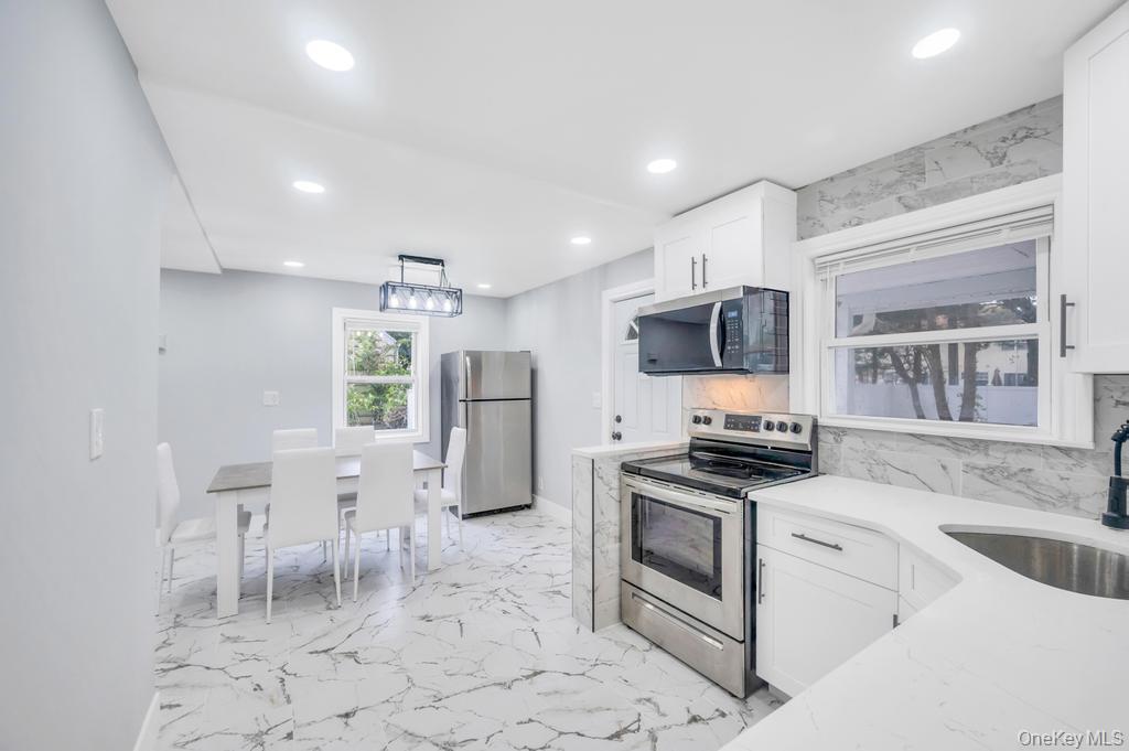 674 Winthrop Drive, Uniondale, NY 11553