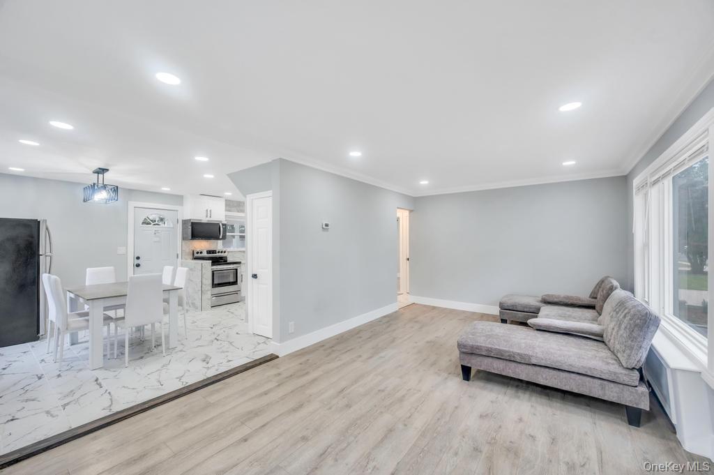 674 Winthrop Drive, Uniondale, NY 11553