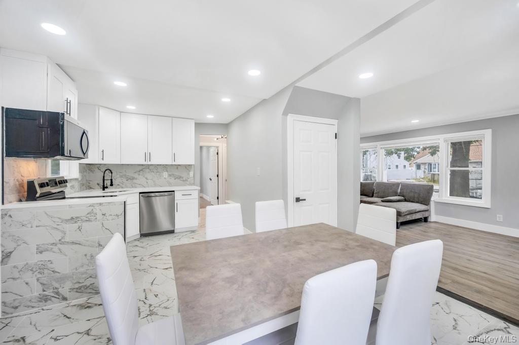 674 Winthrop Drive, Uniondale, NY 11553