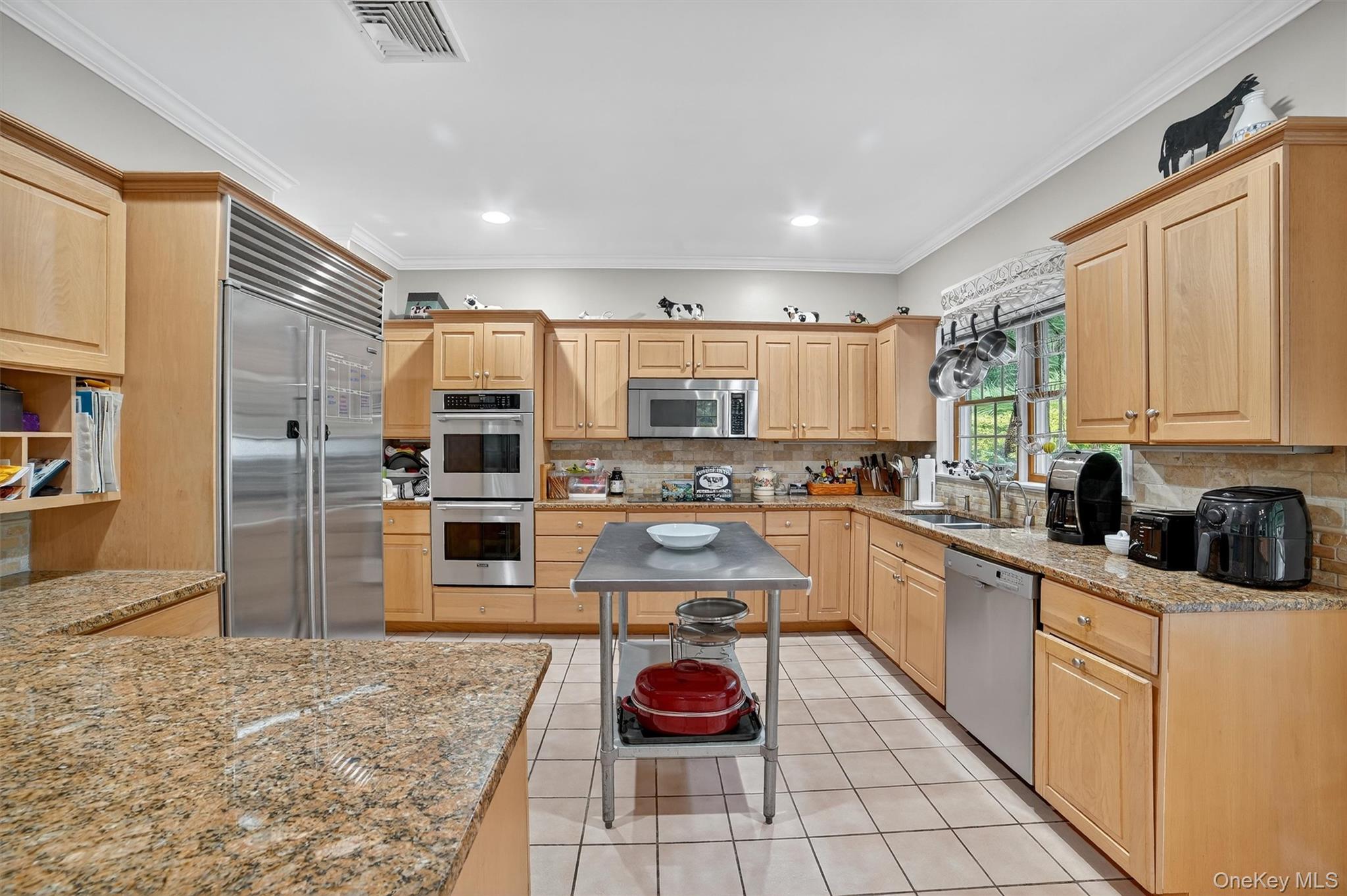 12 Veronica Court, Cortlandt Manor, NY 10567