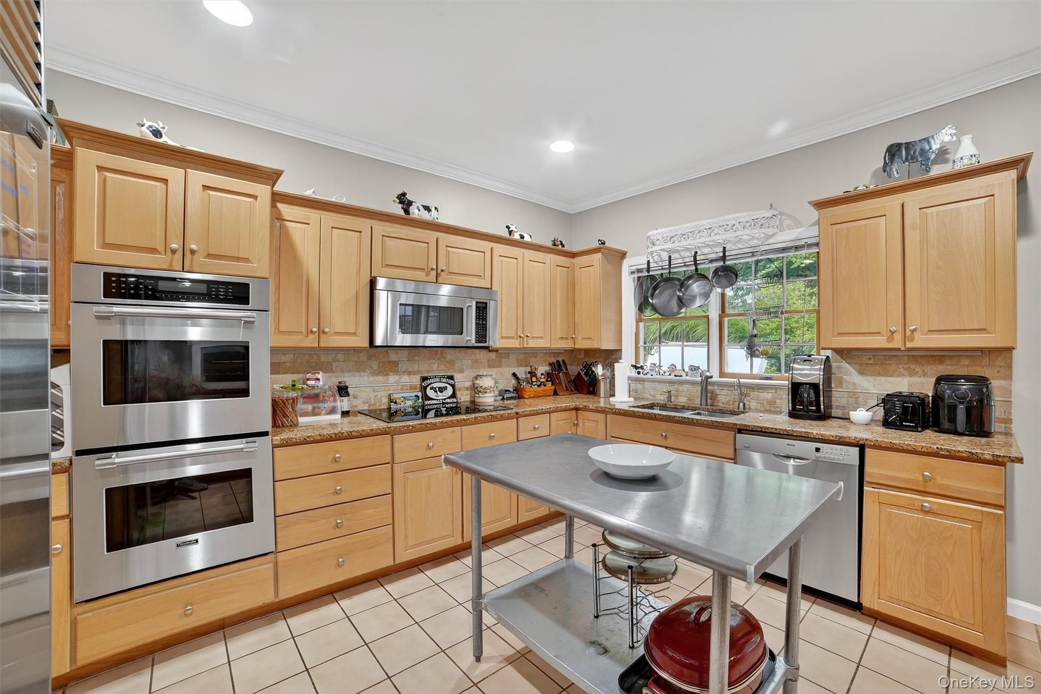 12 Veronica Court, Cortlandt Manor, NY 10567