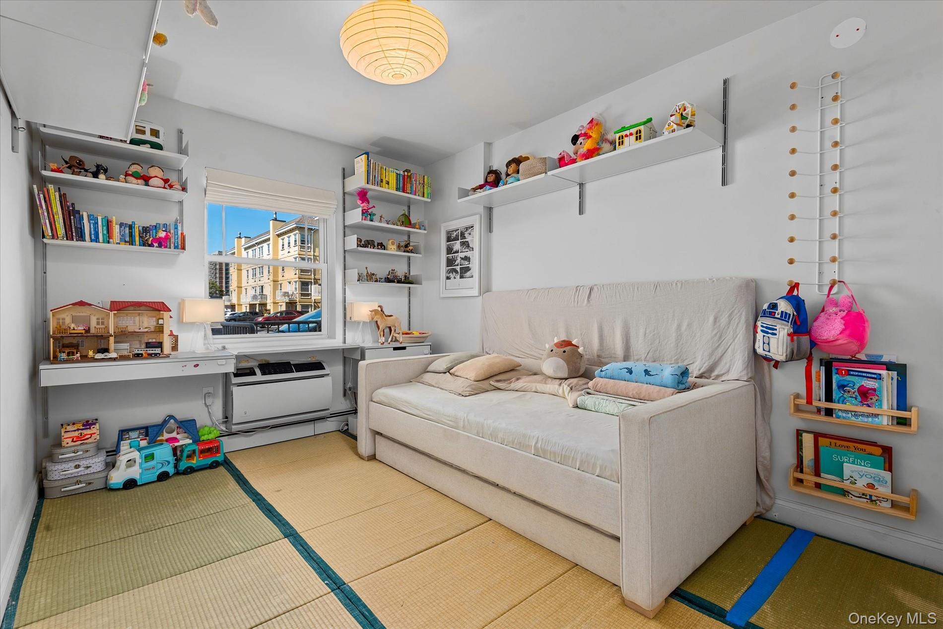 10012 Shore Front Parkway # 18A, Rockaway Park, NY 11694