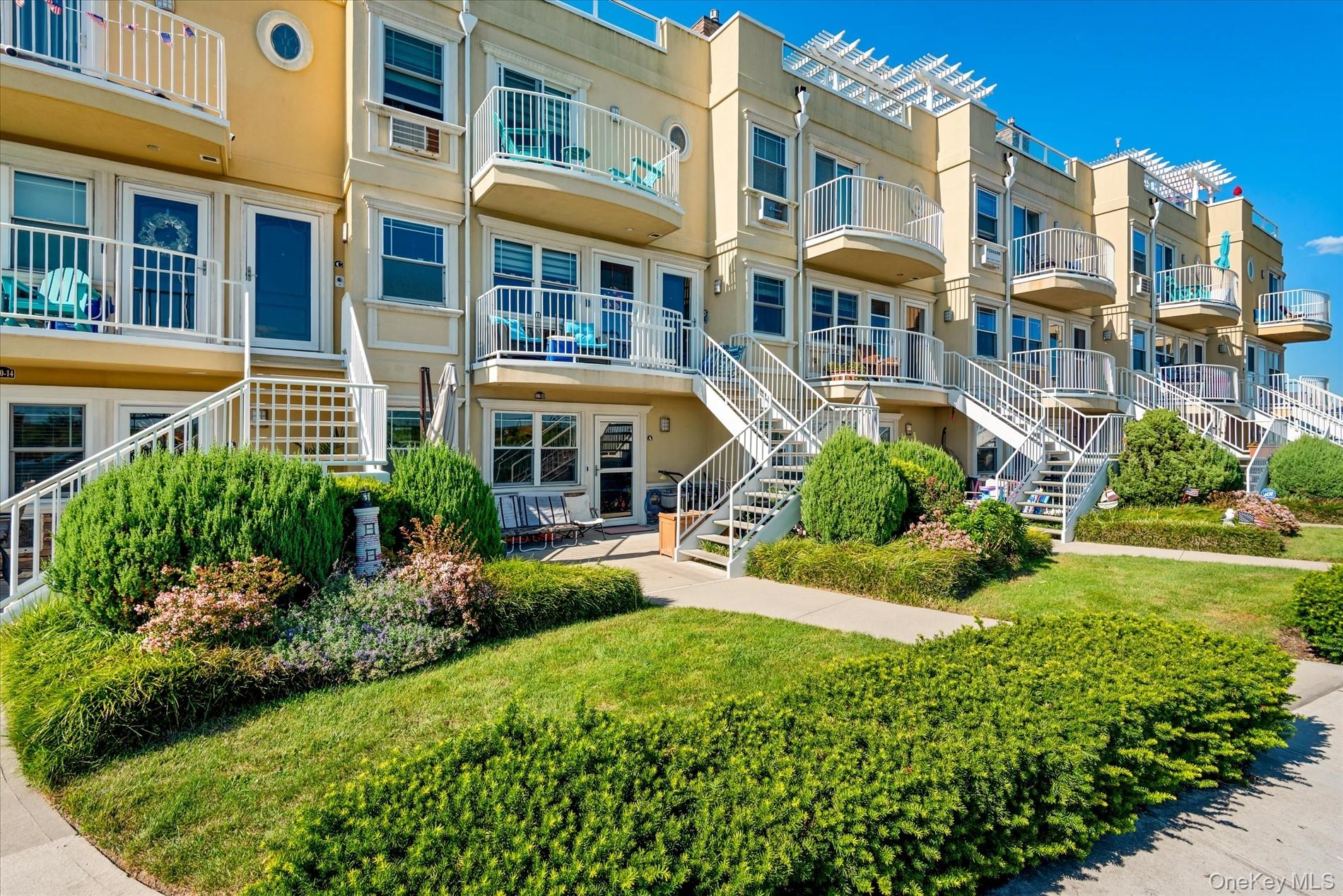 10012 Shore Front Parkway # 18A, Rockaway Park, NY 11694