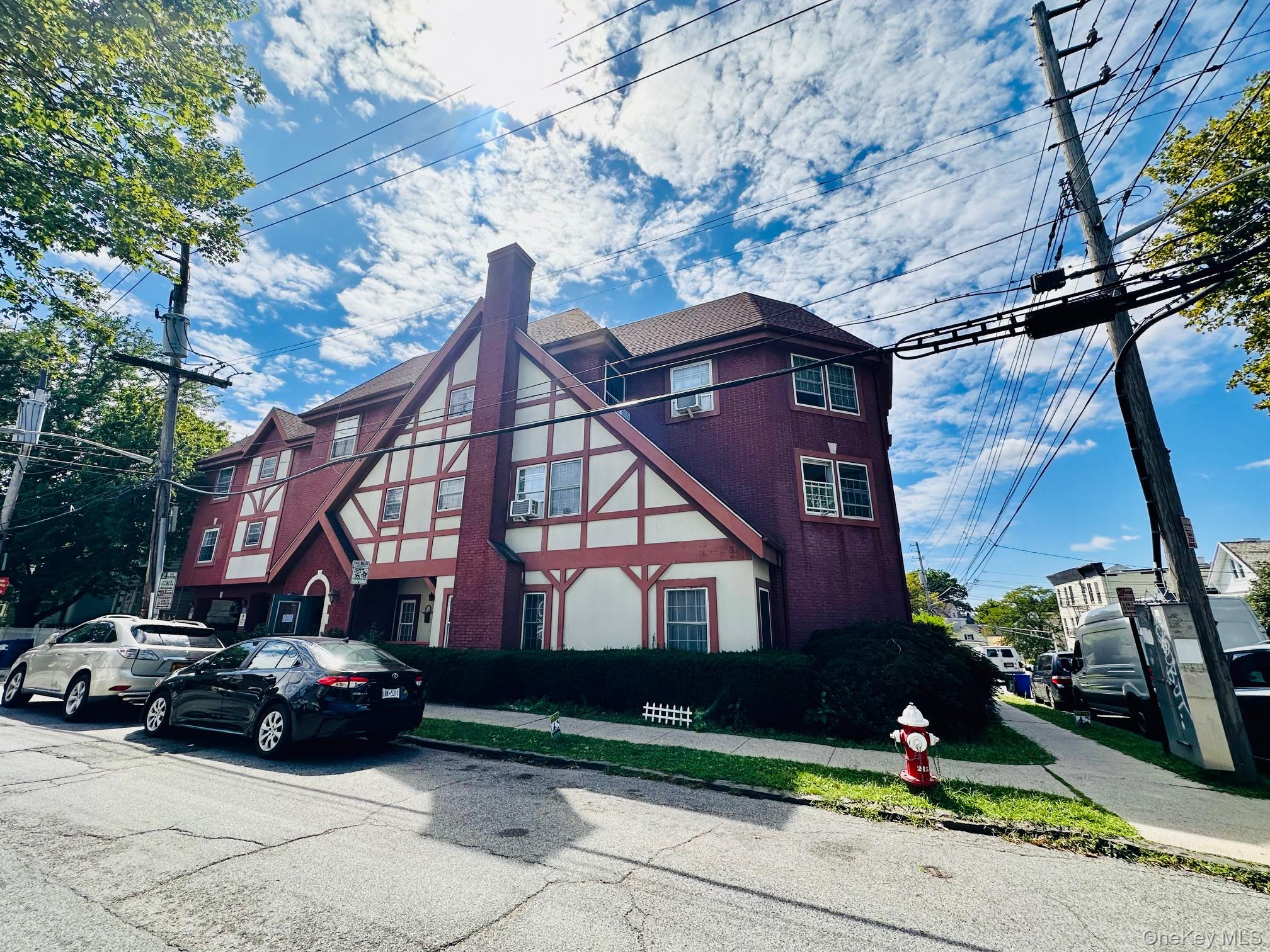 142 N 8th Avenue # 8, Mount Vernon, NY 10550