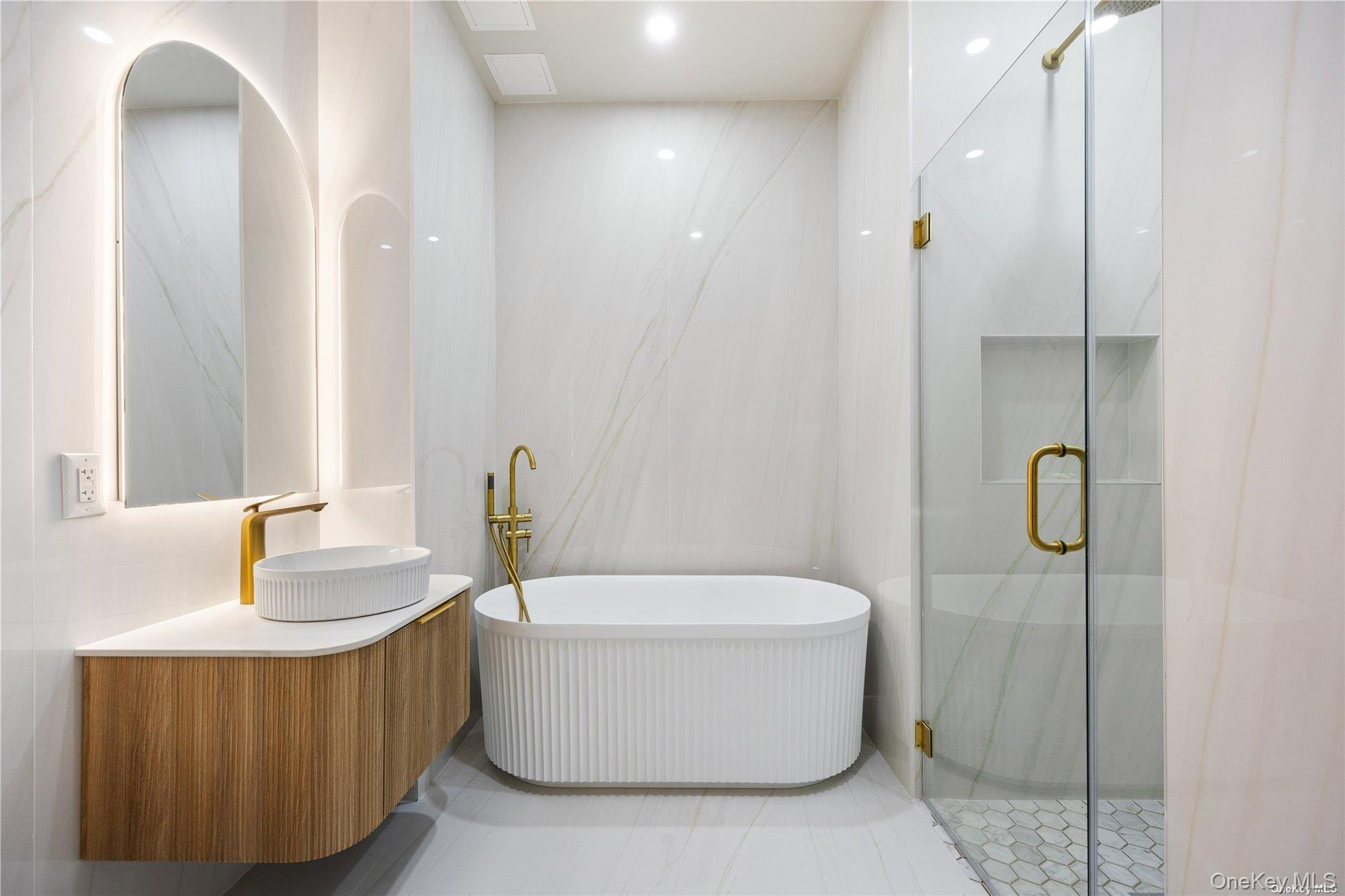 31-16 21st Street # 4A, Astoria, NY 11106