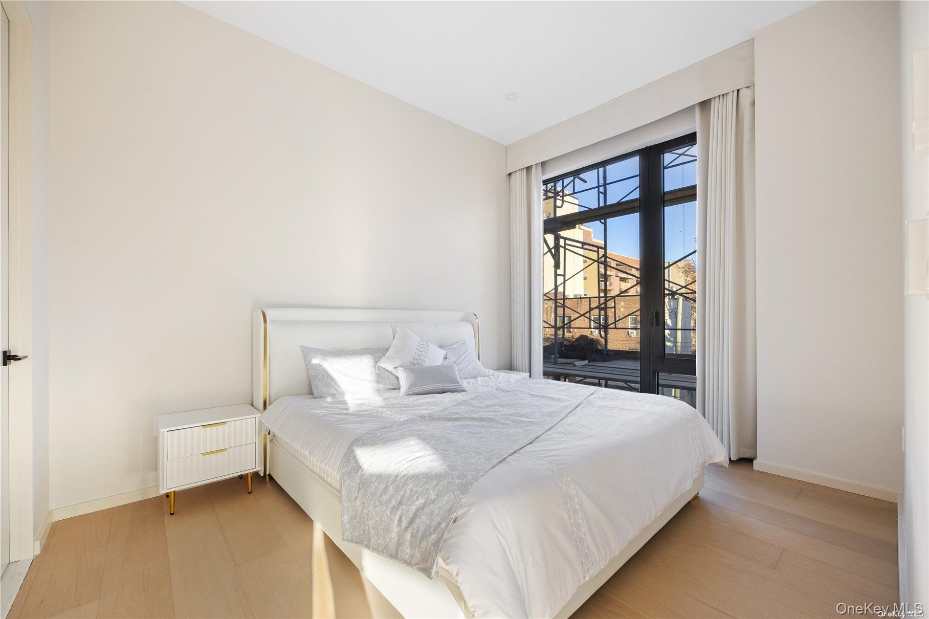 31-16 21st Street # 4A, Astoria, NY 11106