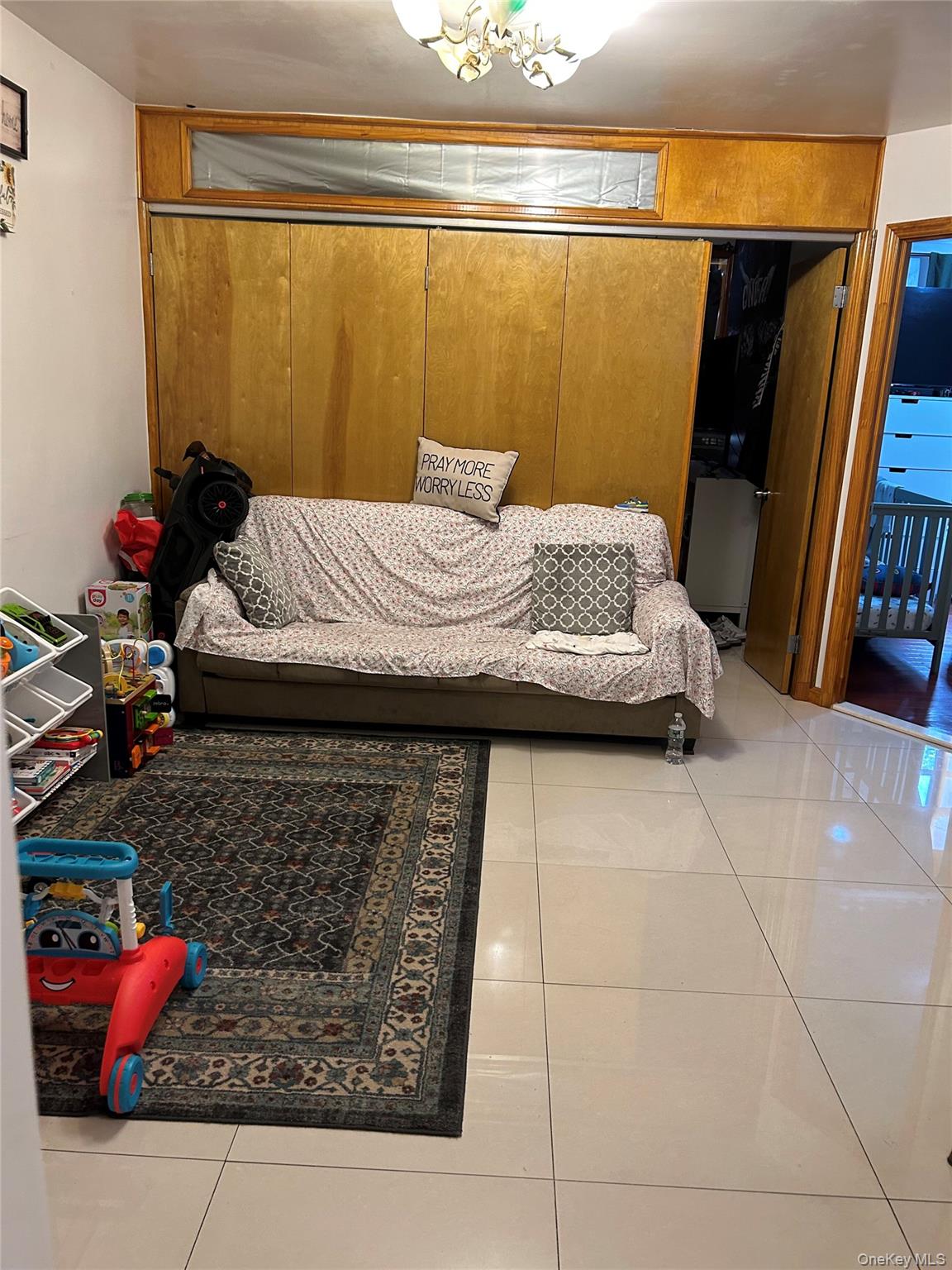 9115 lamont Avenue # 2 G, Elmhurst, NY 11373