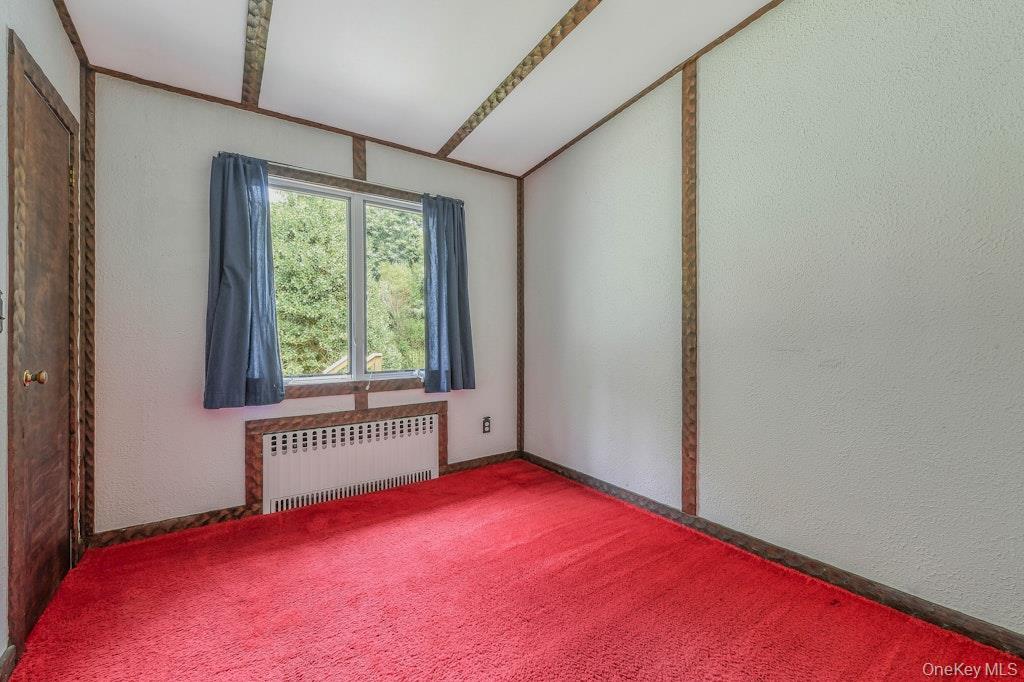 30 Center Drive, Riverhead, NY 11901