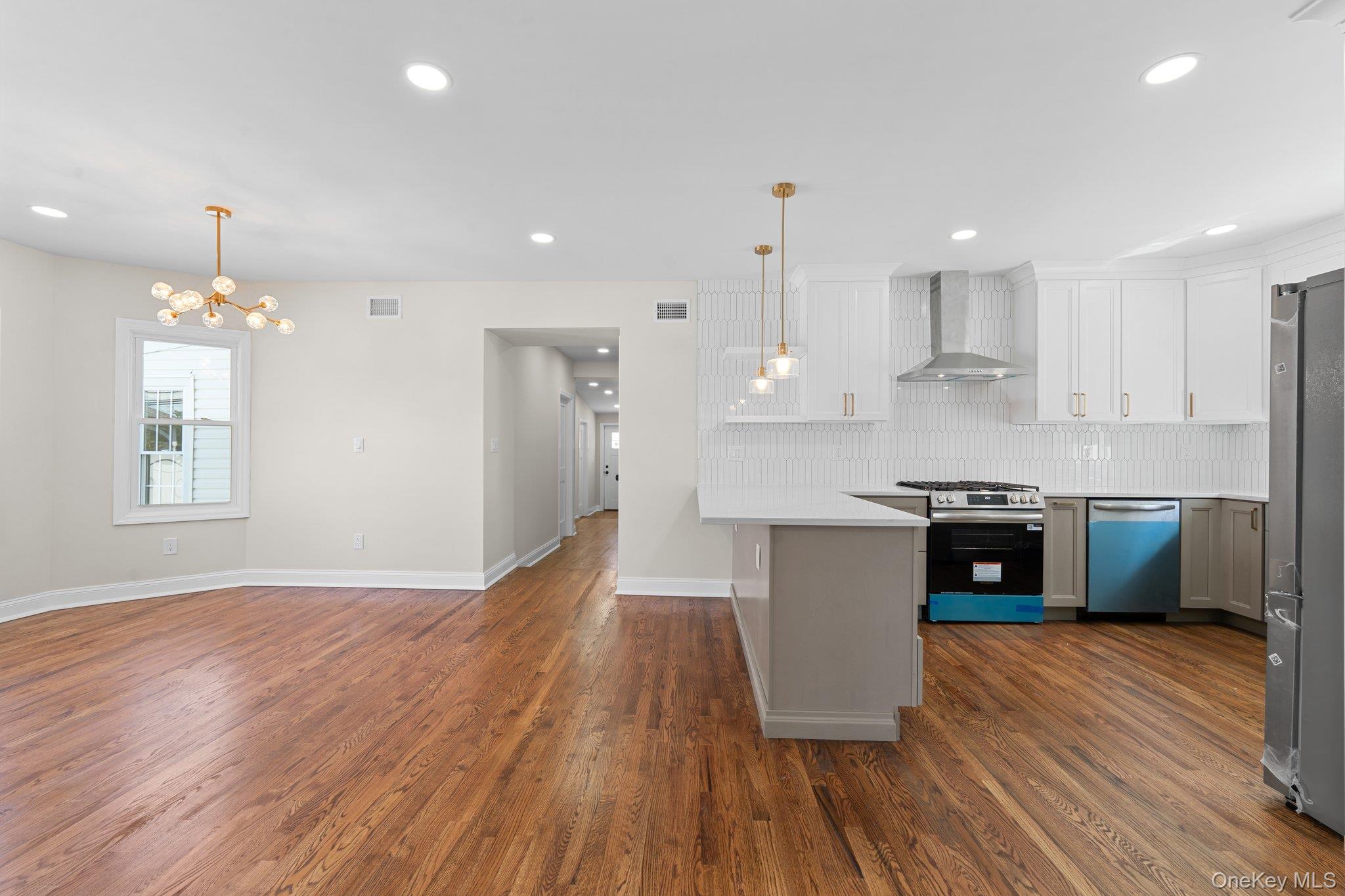 51 Sterling Place, Amityville, NY 11701