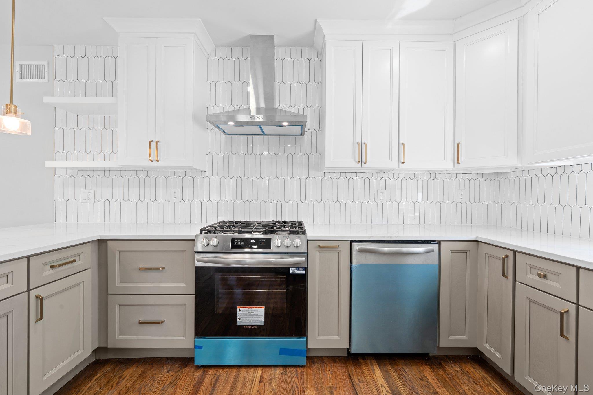 51 Sterling Place, Amityville, NY 11701