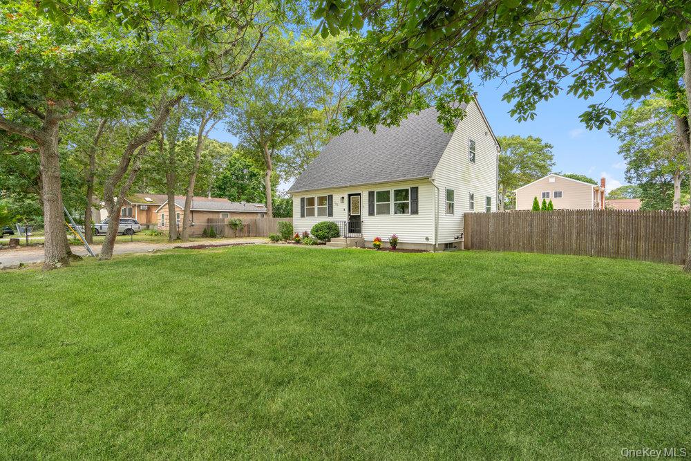 143 Robinwood Drive, Shirley, NY 11967