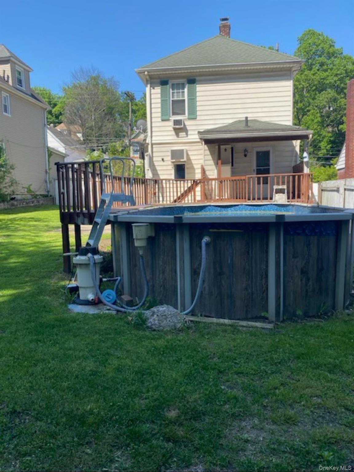 303 Glen Avenue, Staten Island, NY 10301