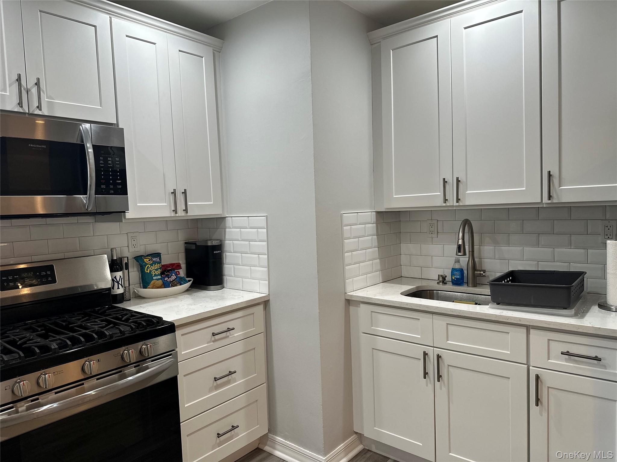 91 Tulip Avenue # E2, Floral Park, NY 11001