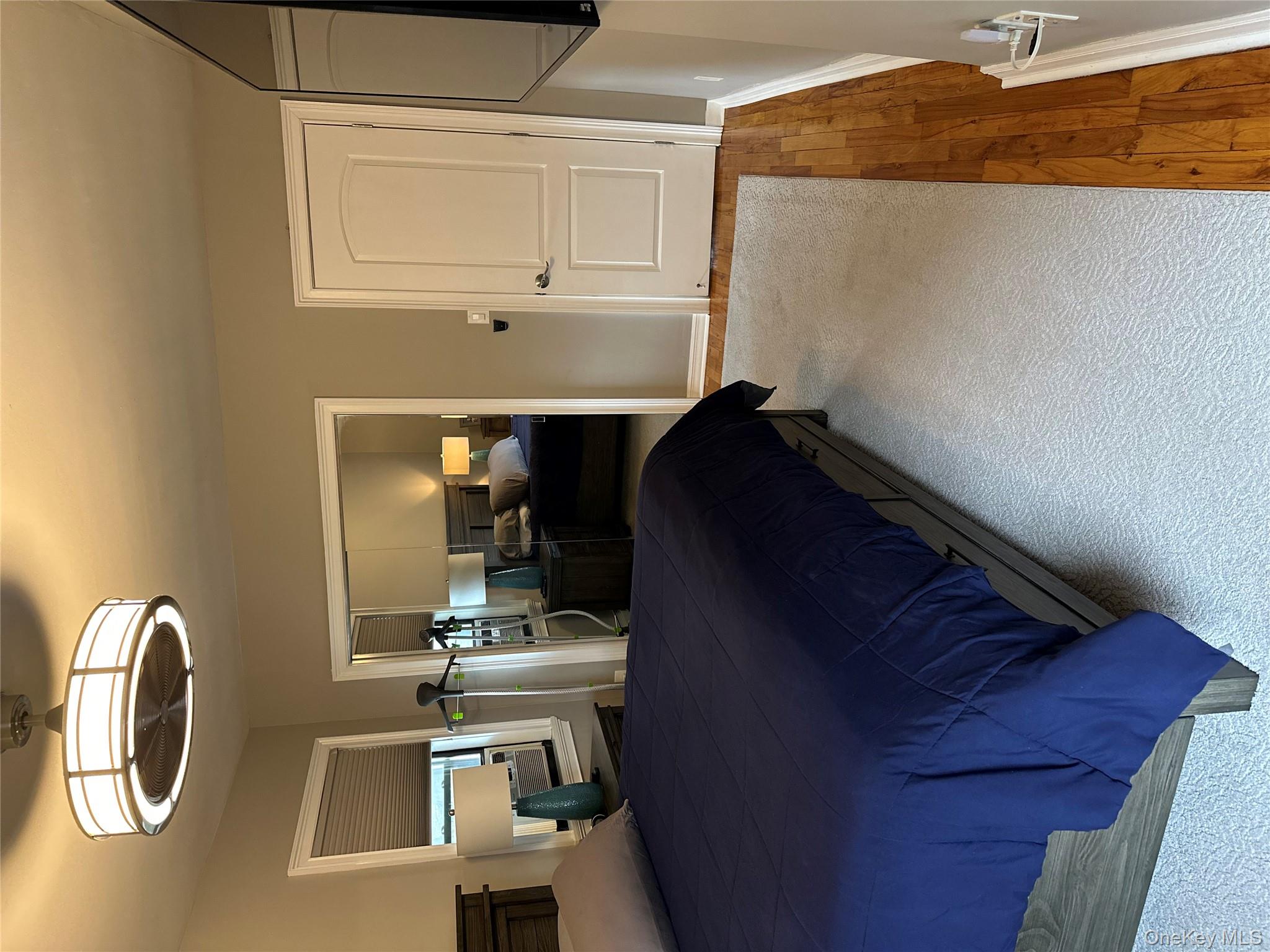 91 Tulip Avenue # E2, Floral Park, NY 11001