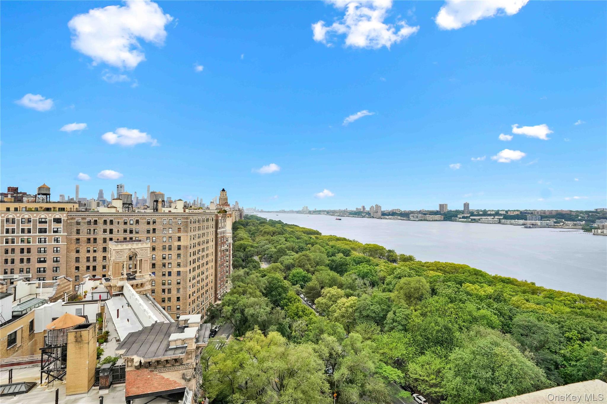 390 Riverside Drive # 15D, New York (Manhattan), NY 10025