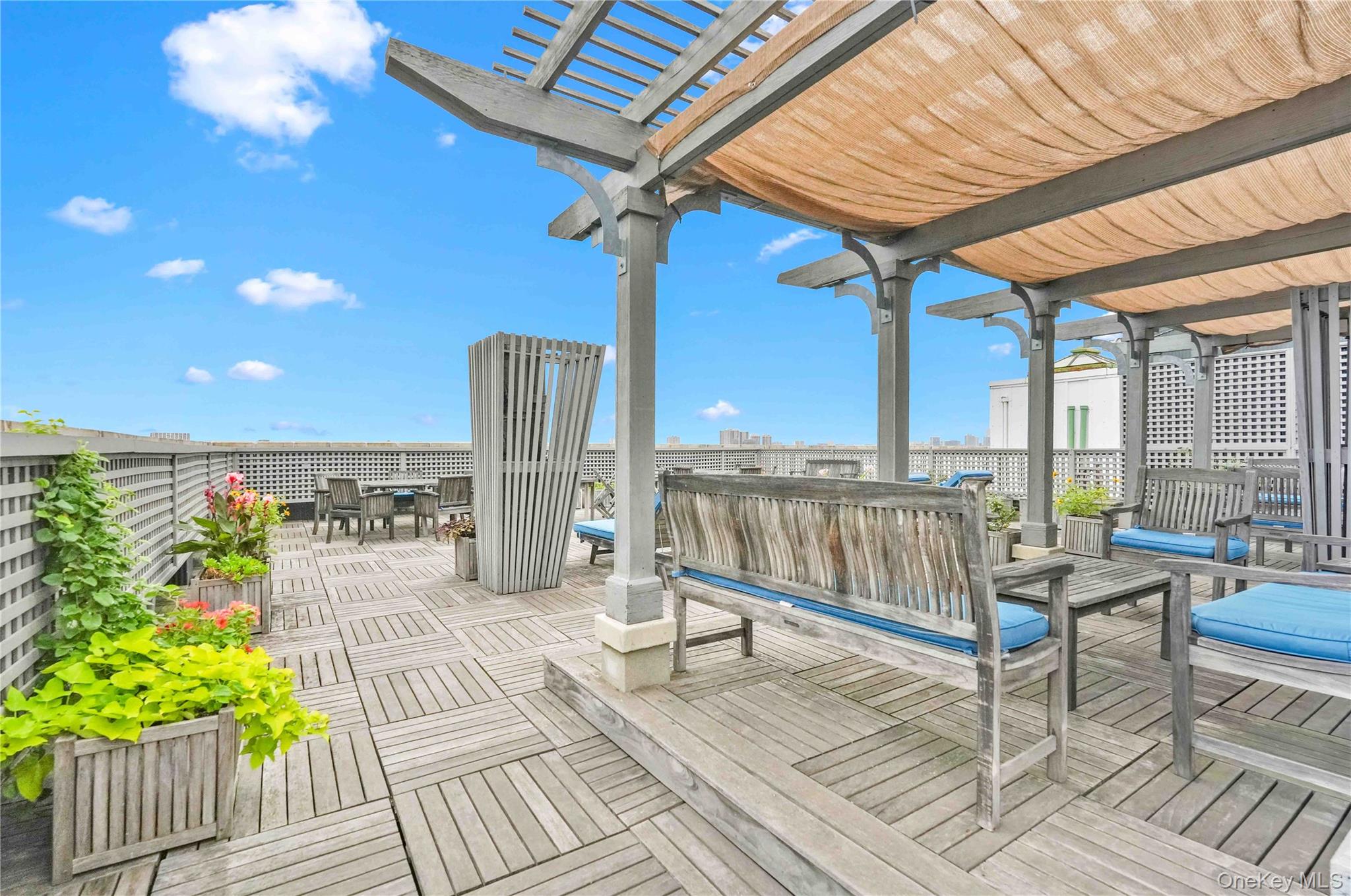 390 Riverside Drive # 15D, New York (Manhattan), NY 10025