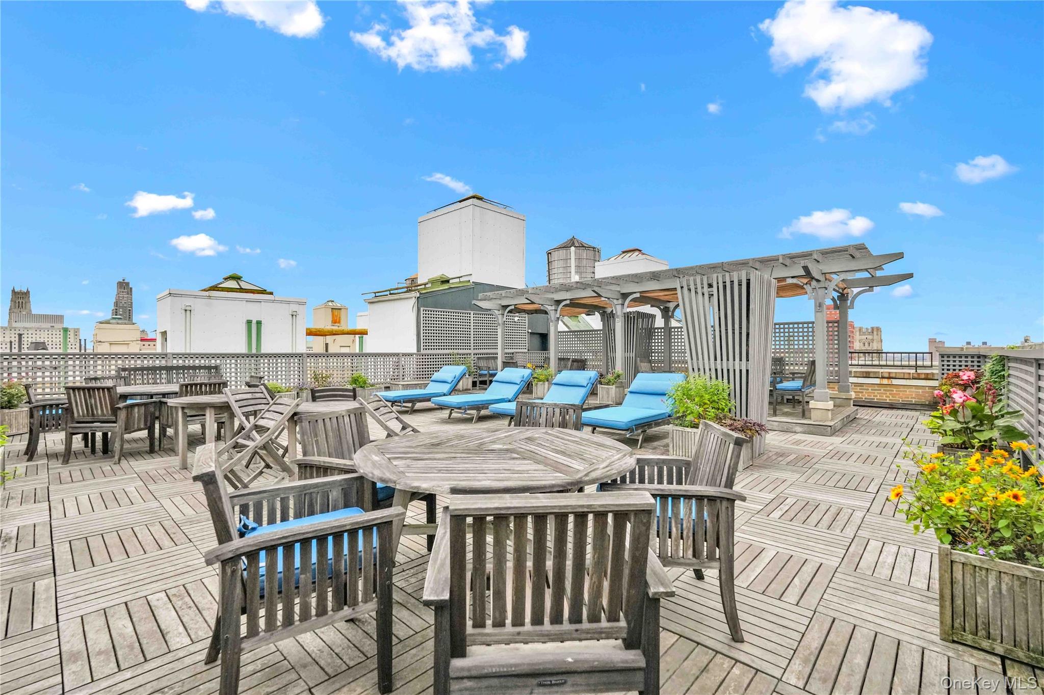 390 Riverside Drive # 15D, New York (Manhattan), NY 10025