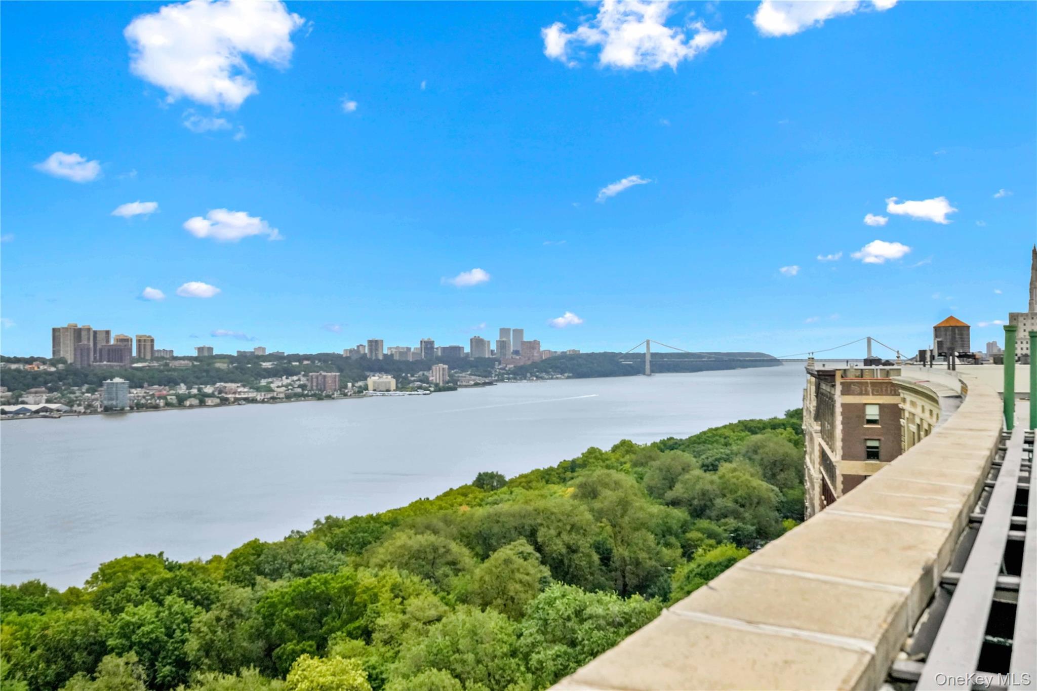 390 Riverside Drive # 15D, New York (Manhattan), NY 10025