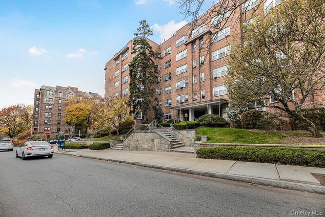 235 Garth Road # E5I, Scarsdale, NY 10583