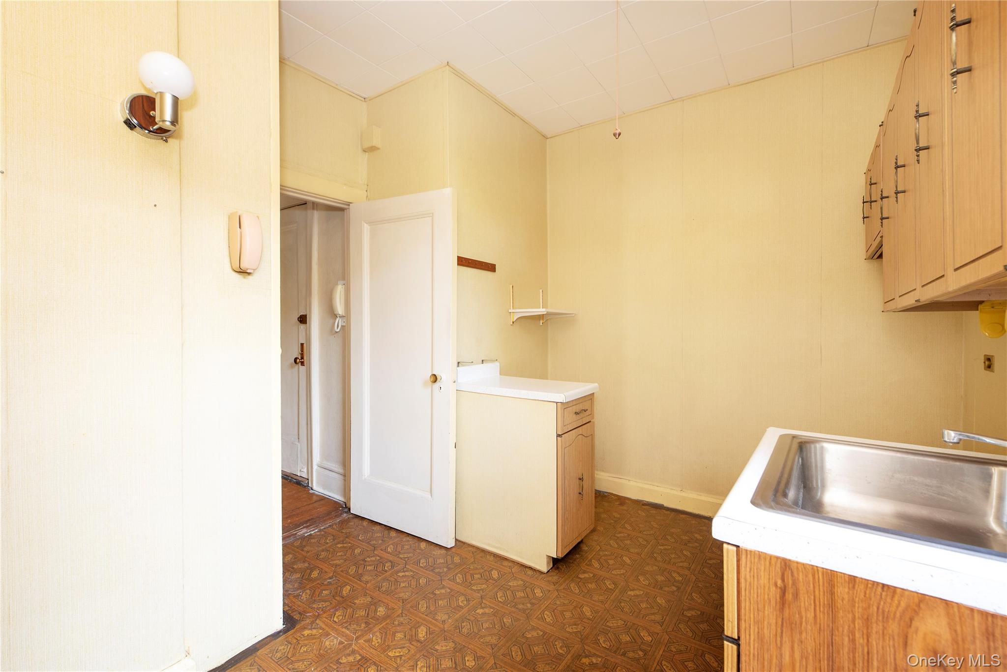 35-46 79 Street # 43, Jackson Heights, NY 11372