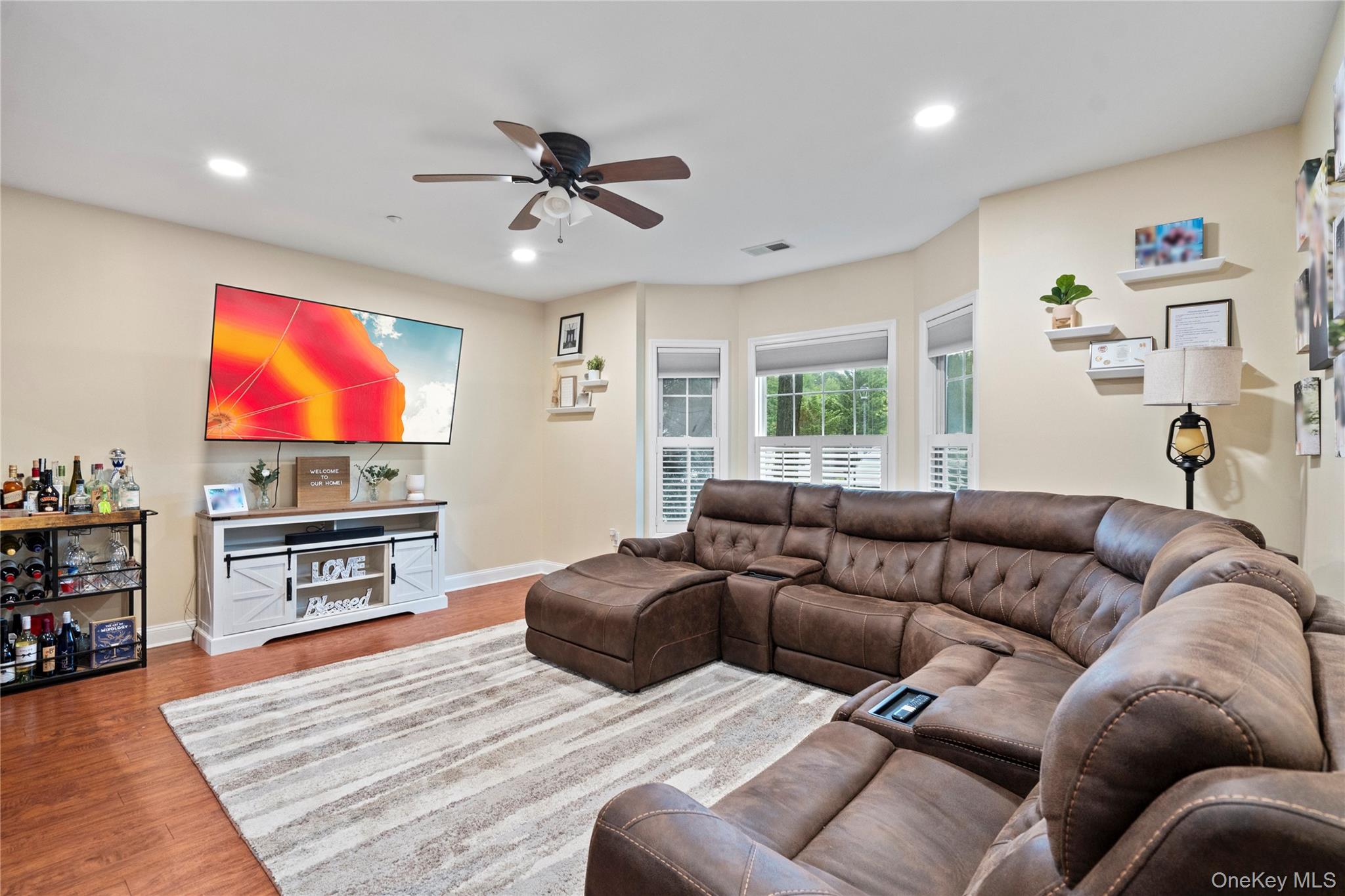 303 OKeefe Court # 303, Oakdale, NY 11769