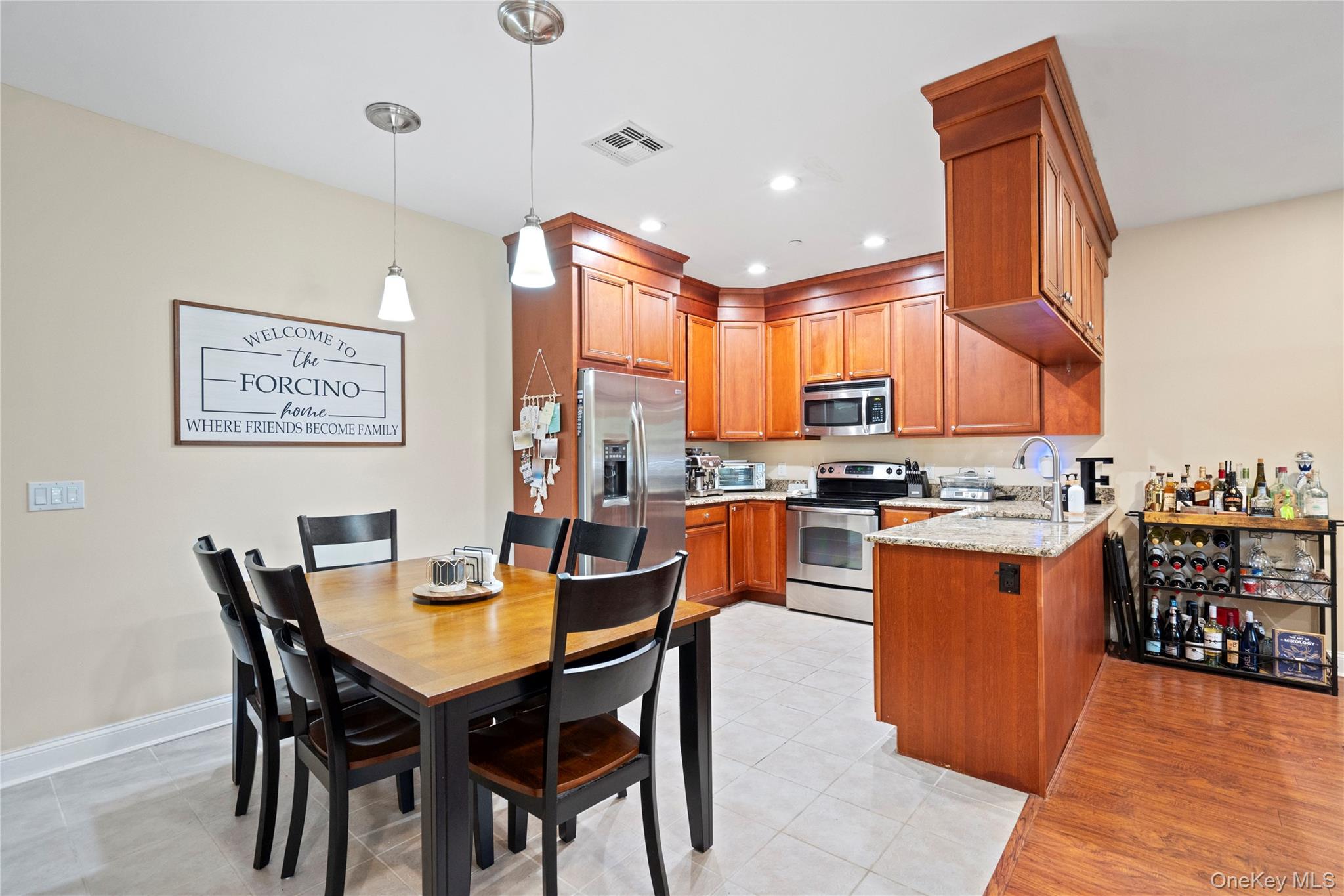 303 OKeefe Court # 303, Oakdale, NY 11769