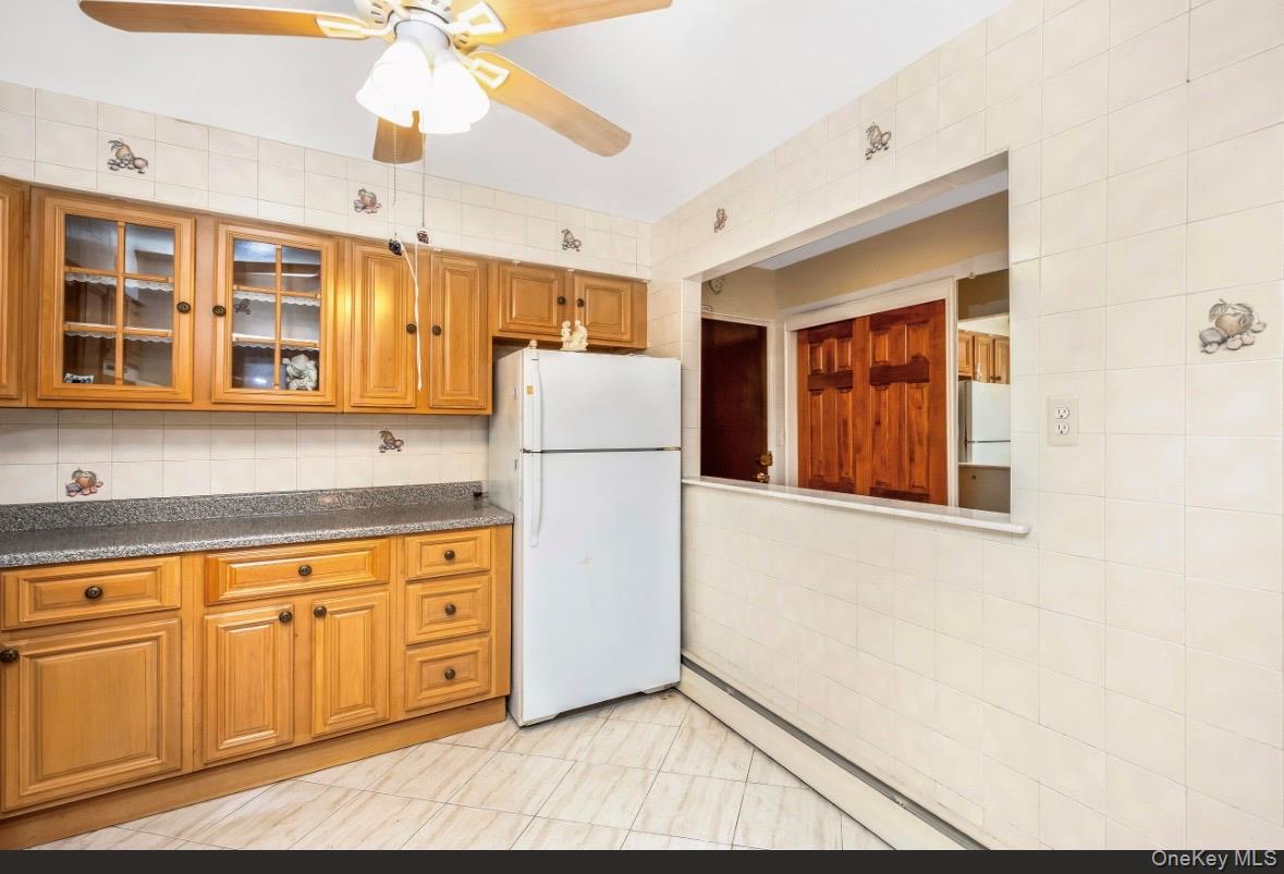 6983 Juniper Boulevard S, Middle Village, NY 11379