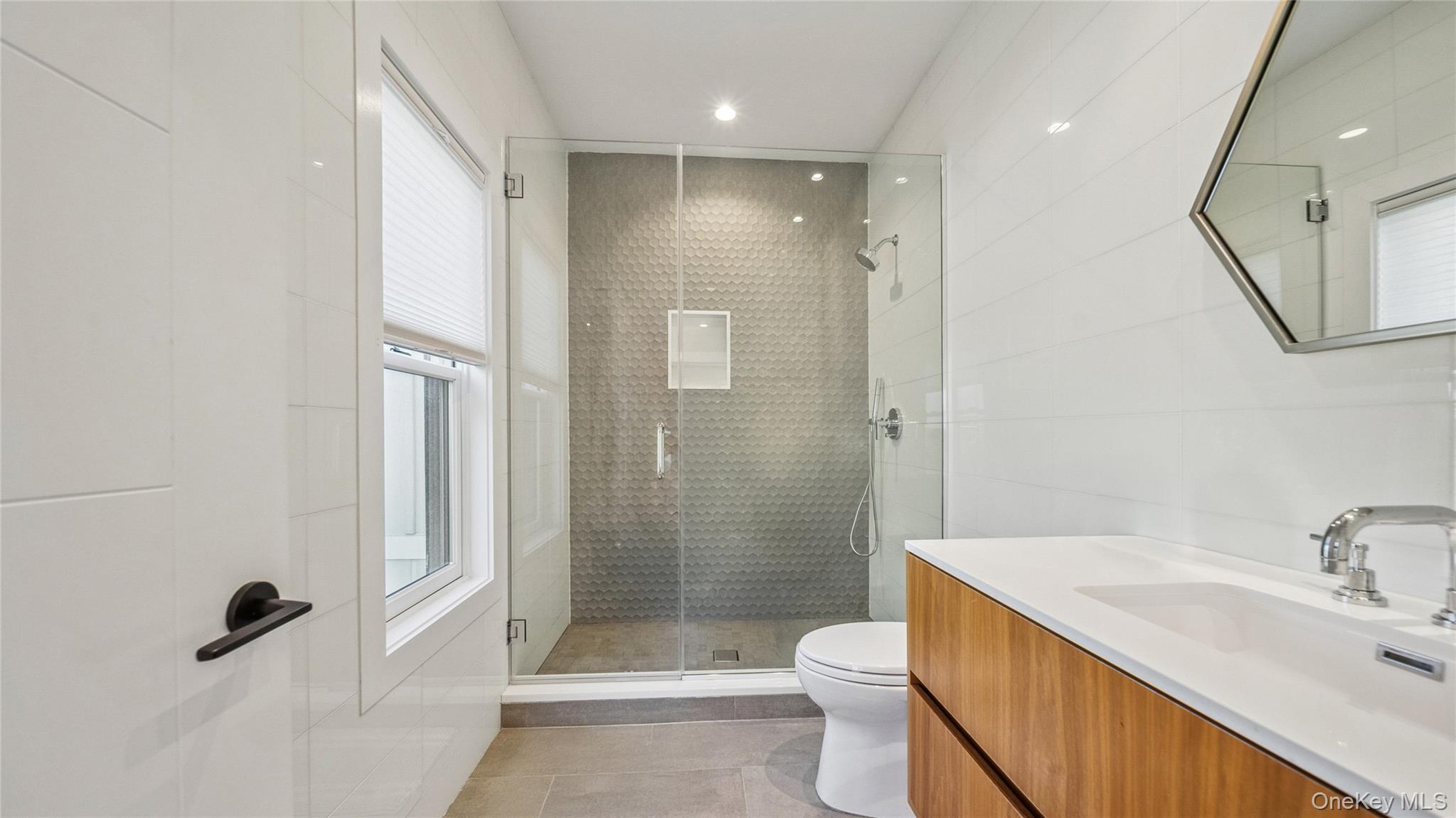 102 & 92 Dune Road, Westhampton Beach, NY 11978