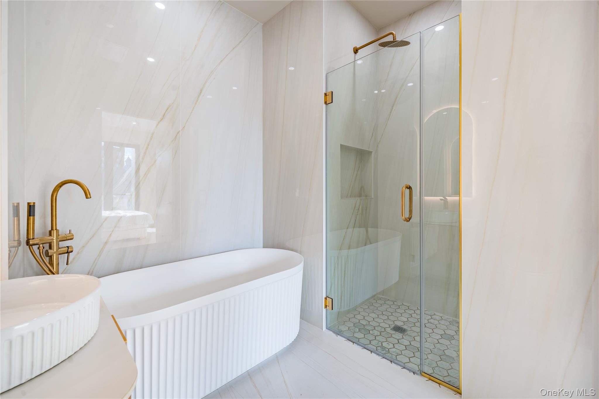 31-16 21st Street # 4F, Astoria, NY 11106