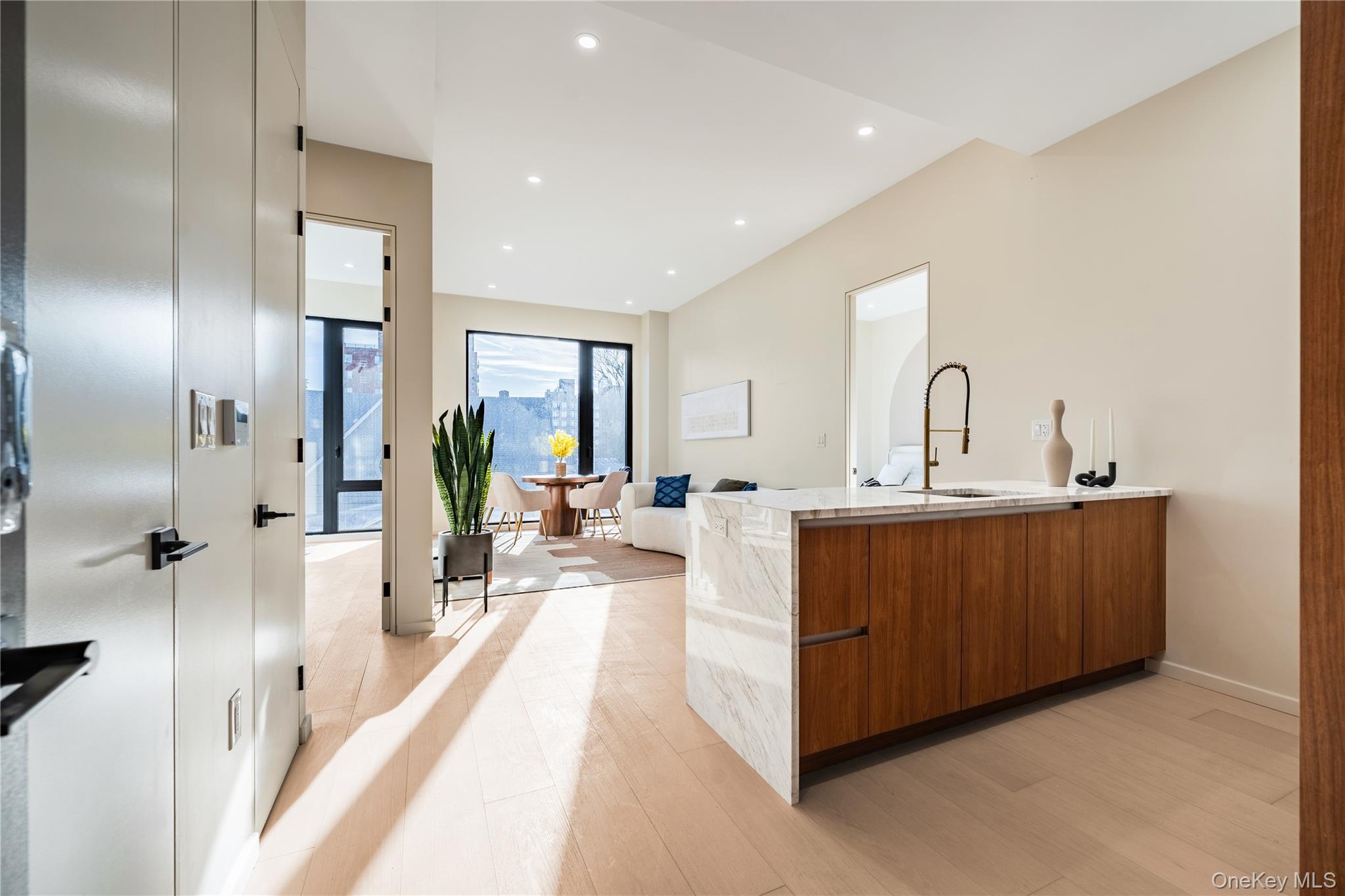 31-16 21st Street # 4F, Astoria, NY 11106