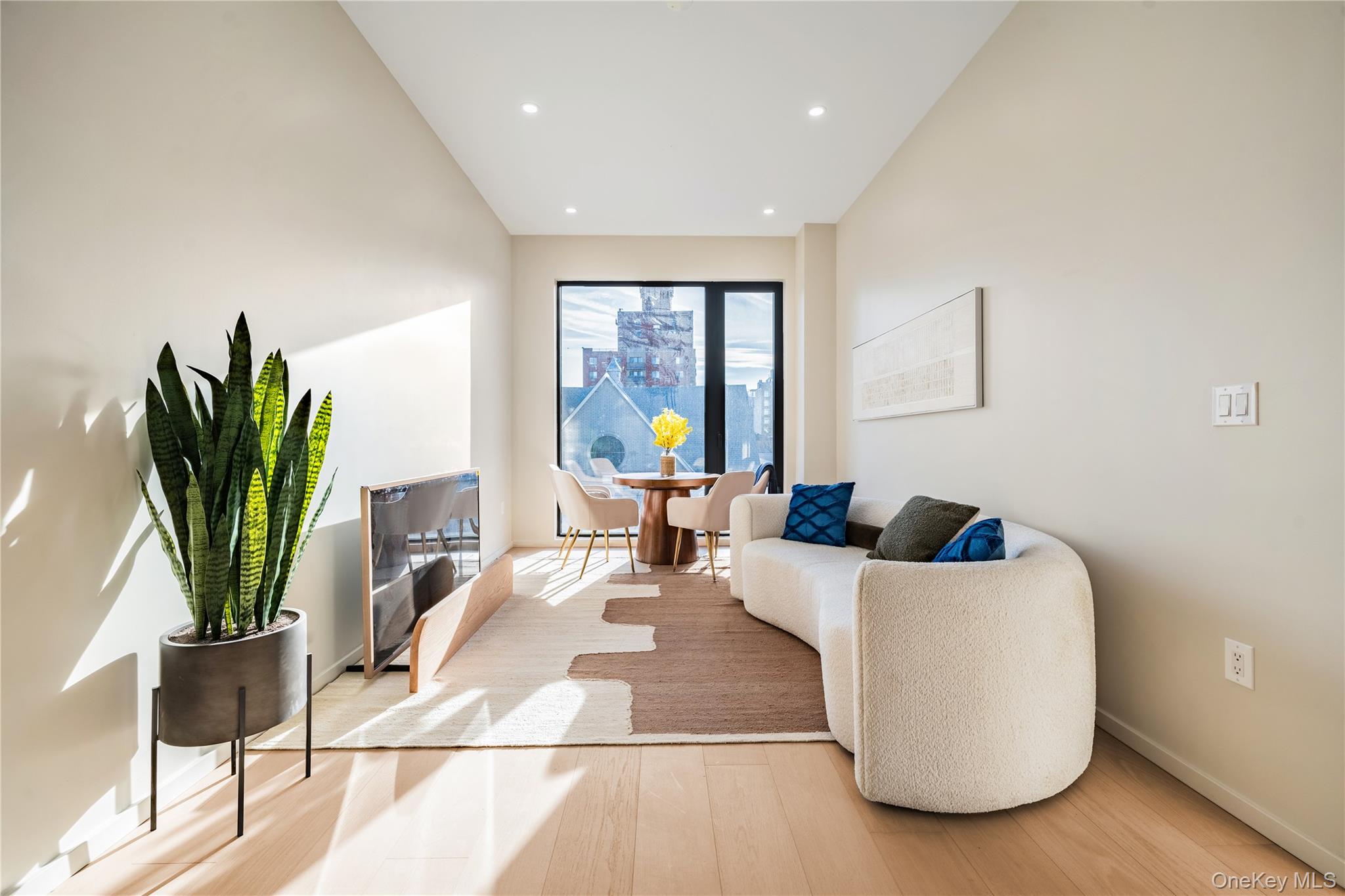 31-16 21st Street # 4F, Astoria, NY 11106