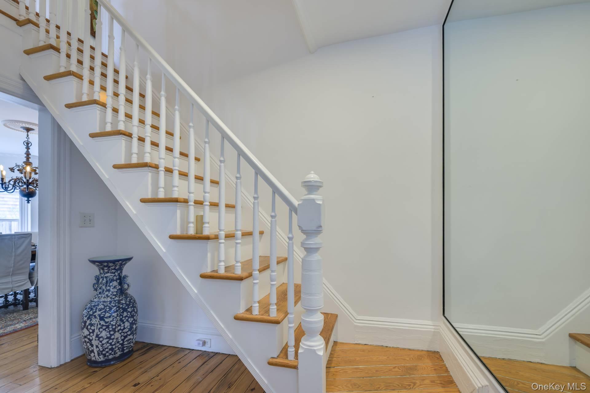 179 Elm Street, Southampton, NY 11968