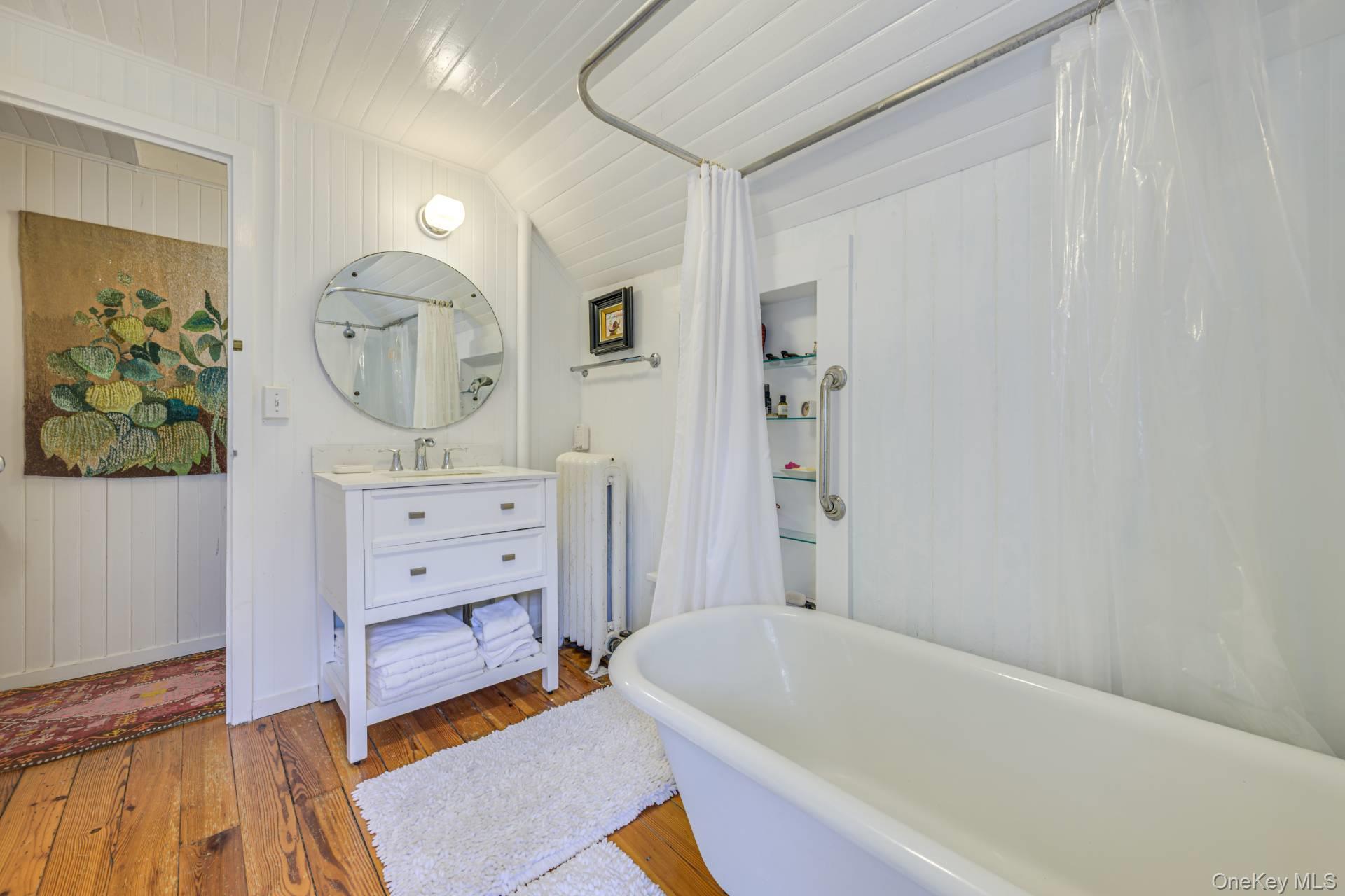 179 Elm Street, Southampton, NY 11968