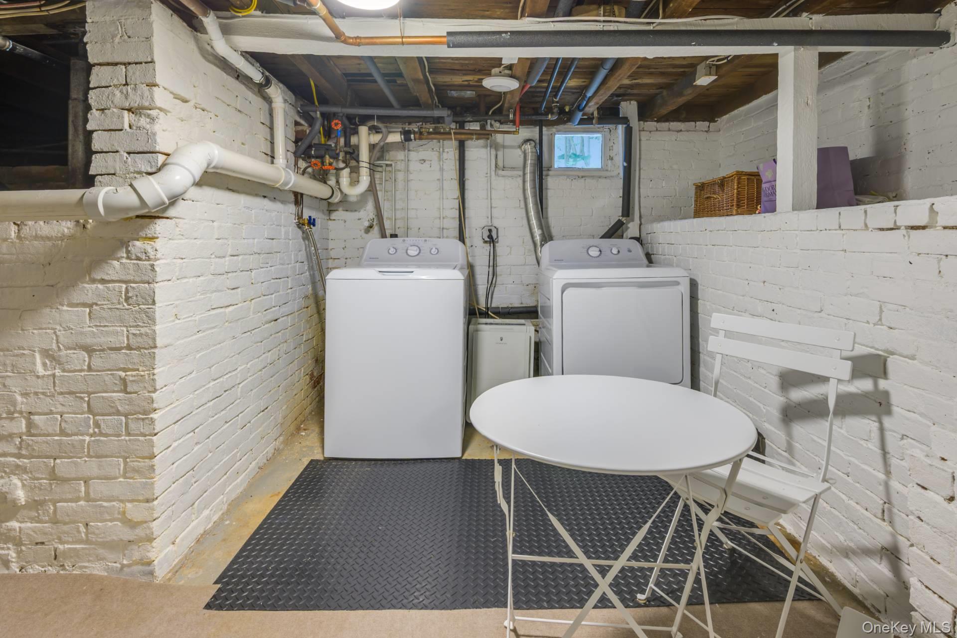 179 Elm Street, Southampton, NY 11968