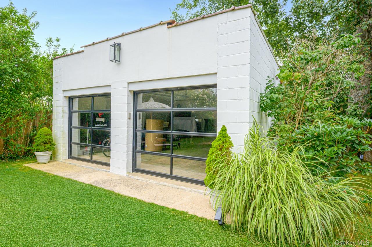 179 Elm Street, Southampton, NY 11968