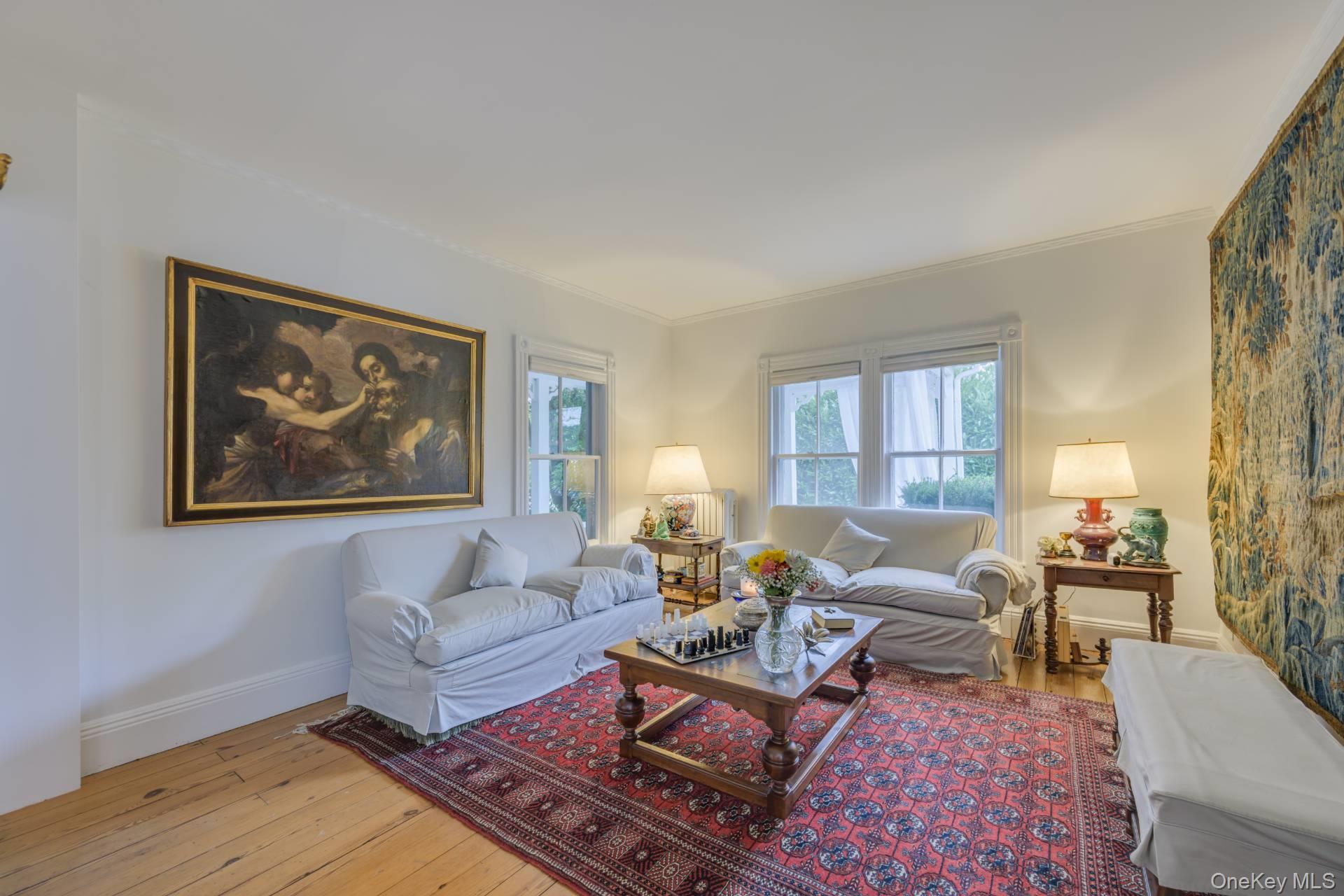 179 Elm Street, Southampton, NY 11968